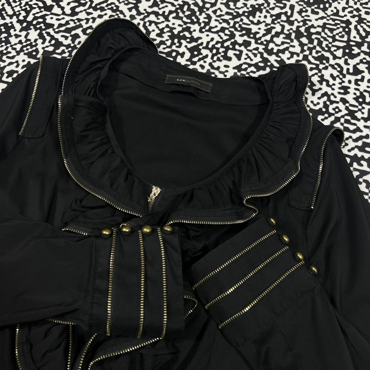 Japanese Brand Vintage Y2K Japanese Zip Asymmetrical Style Blouses Shirt Size M / US 6-8 / IT 42-44 - 10 Thumbnail