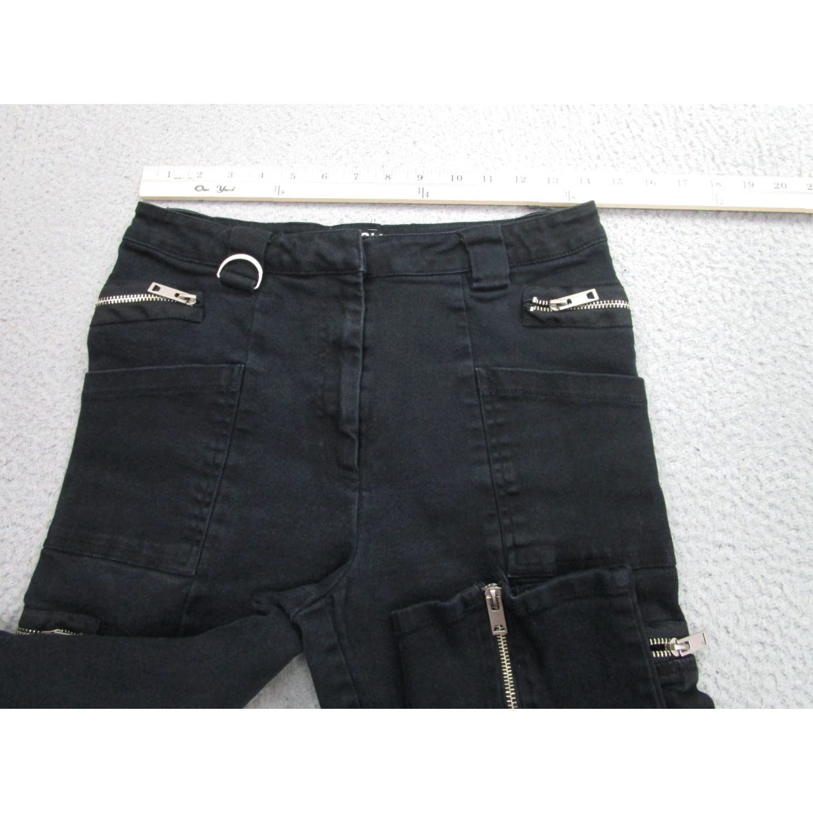 I.AM.GIA VINTAGE I.AM.GIA Pants Womens Medium Cargo Pants with Zip Off Legs Black Streetwear Utility Pockets Size 32" / US 10 / IT 46 - 4 Thumbnail