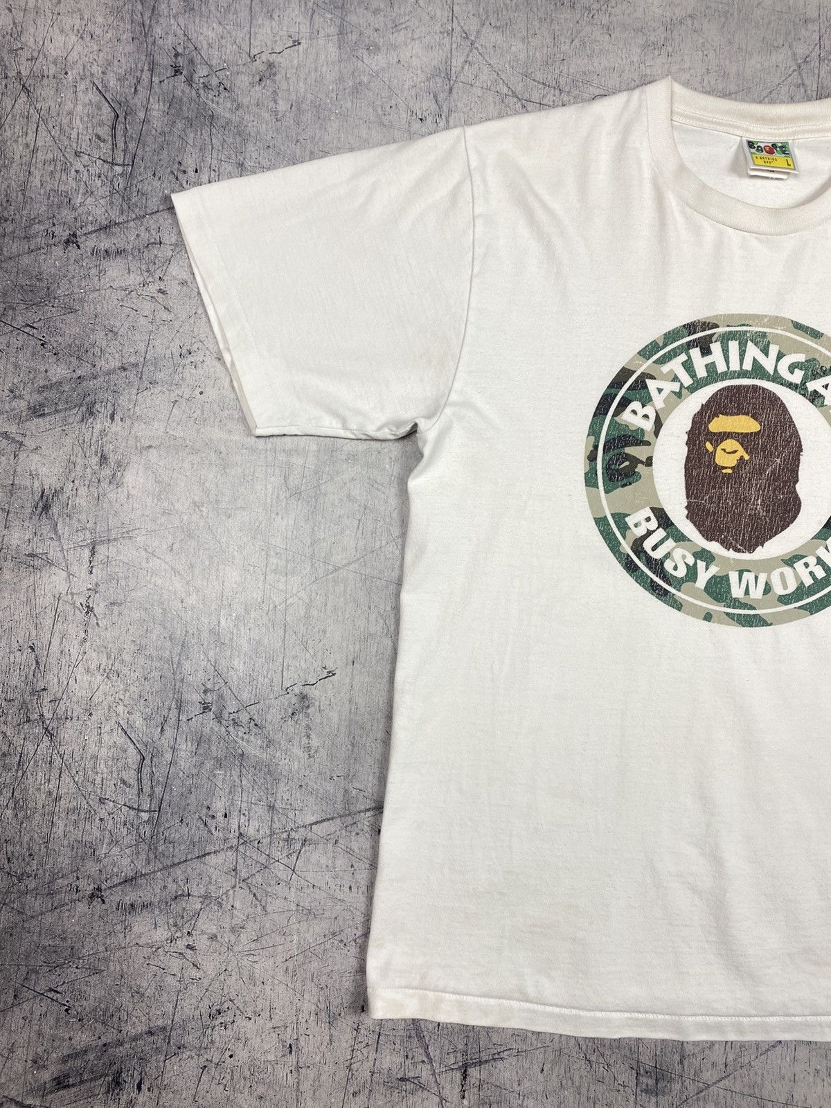 Bape Vintage A Bathing Ape Busy Works Tee OG BAPE Distressed Size US L / EU 52-54 / 3 - 3 Thumbnail