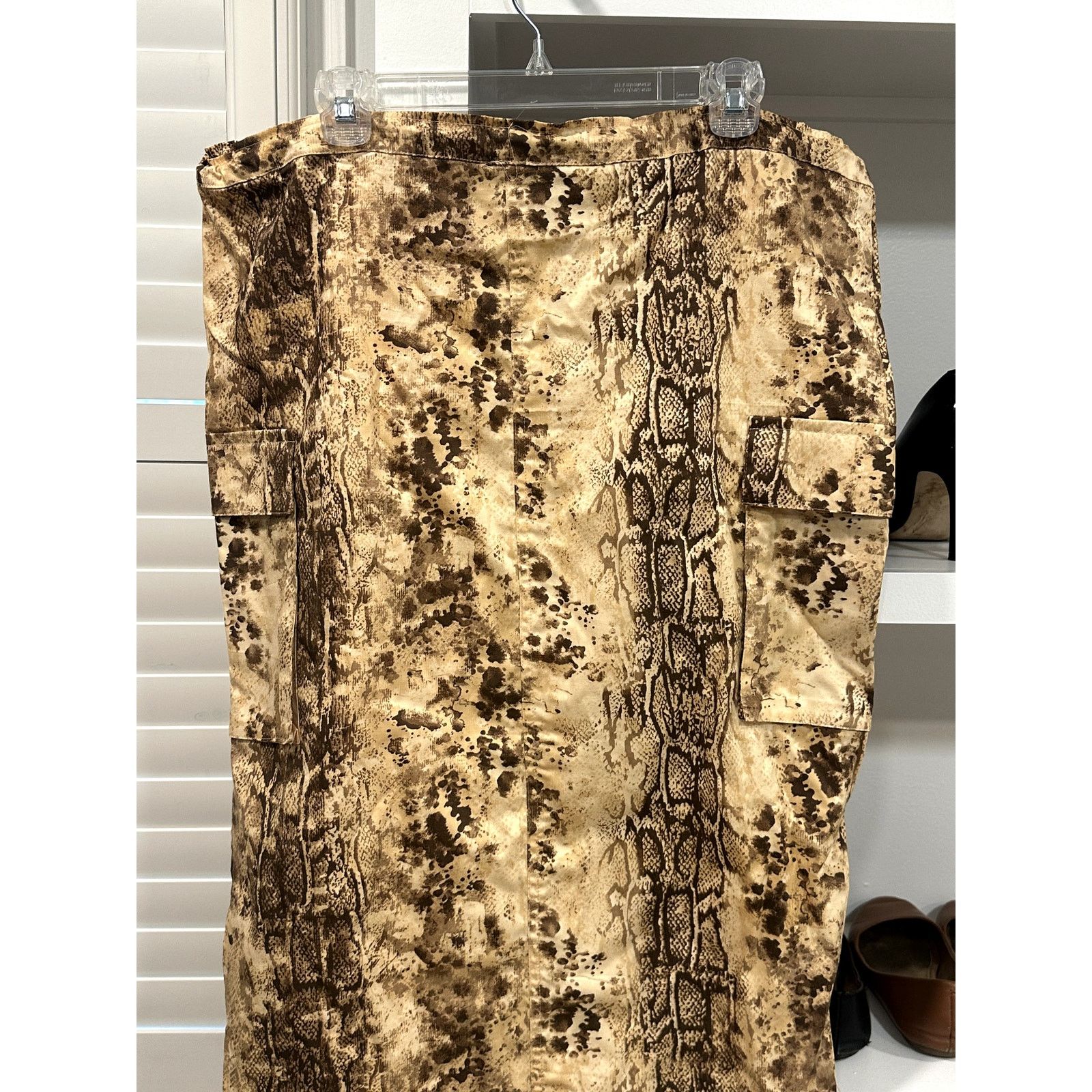 Asos ASOS Women's Beige Brown Snake Print Cargo Midi Skirt 10 NWT Size 32" / US 10 / IT 46 - 6 Thumbnail