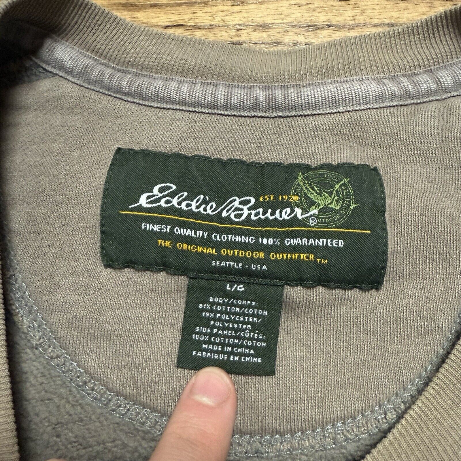 Vintage Vintage Eddie Bauer Men's Distressed Sweatshirt Large Gray Size US L / EU 52-54 / 3 - 10 Thumbnail