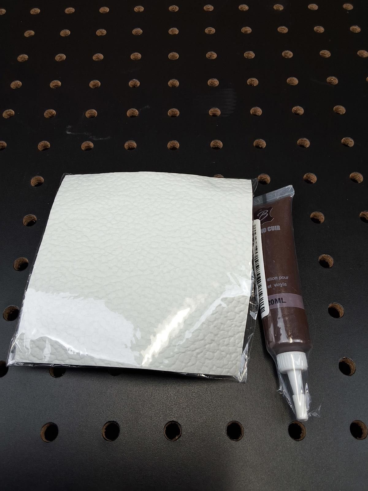 Other Leather Repair Kit - Fix & Fabulous in a Flash! Size ONE SIZE - 2 Thumbnail