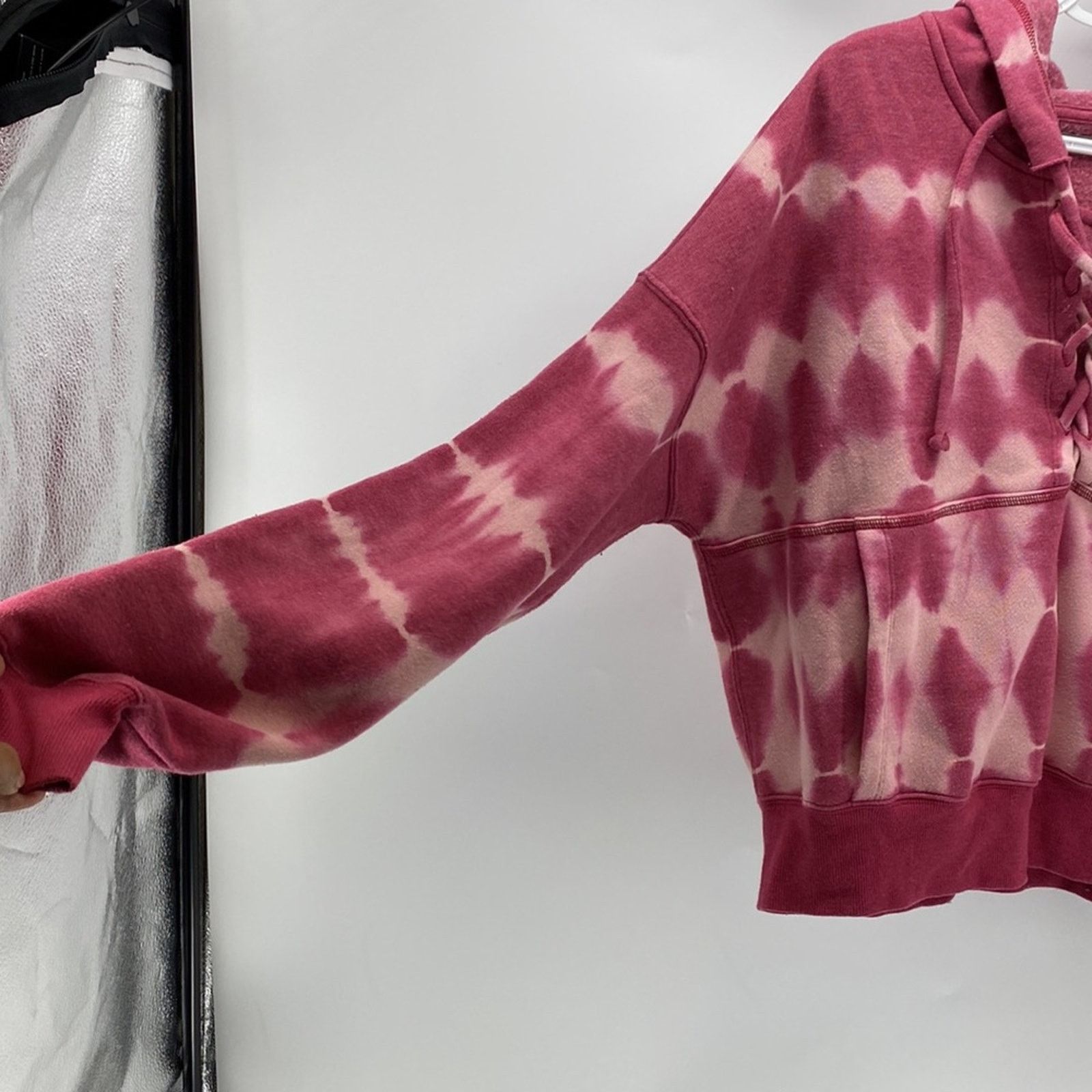 Free People Free People Movement Tie dye believer semi cropped hoodie Size S / US 4 / IT 40 - 6 Thumbnail