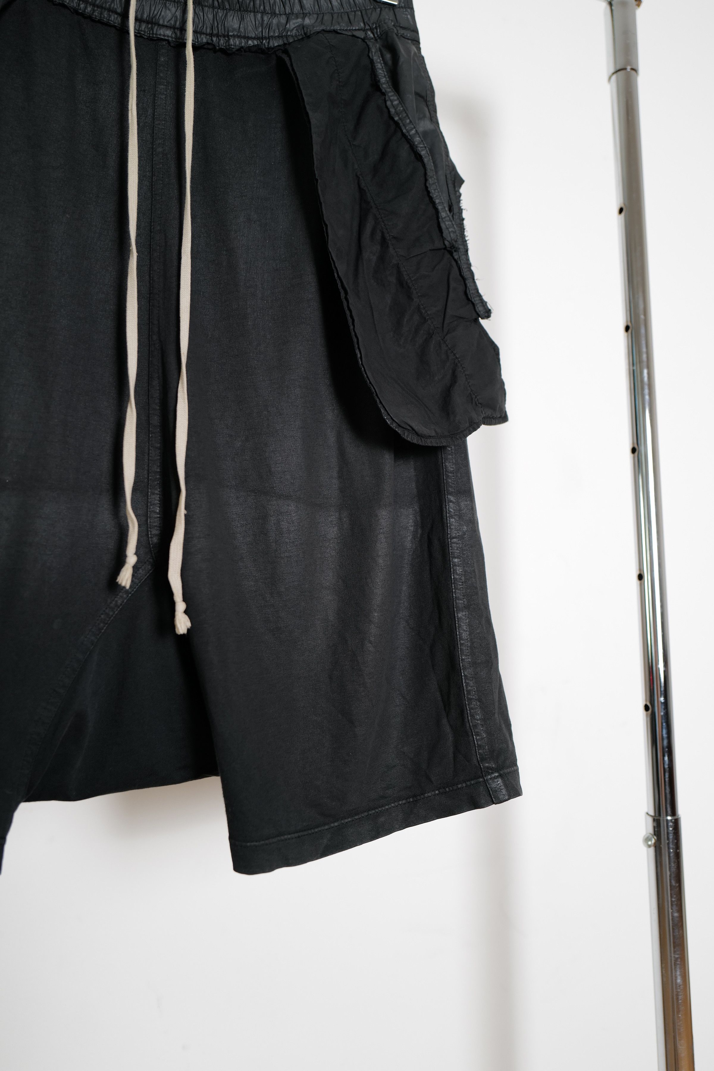 Rick Owens ARCHIVE WAXED INSIDEOUT SHORTS Size US 34 / EU 50 - 4 Thumbnail