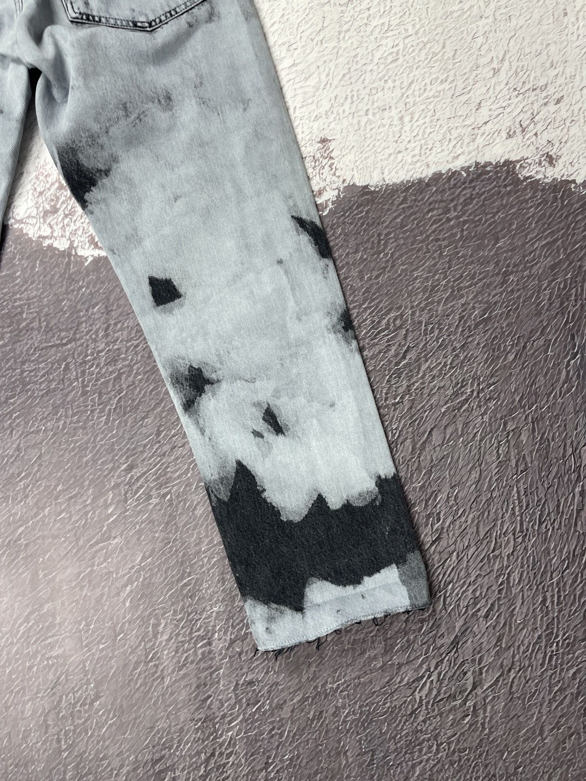 Christian Dior Monsieur Christian Dior 01 Tie Dye Boyfriend Jeans Gray Denim sz US6 Size 28" / US 6 / IT 42 - 19 Thumbnail