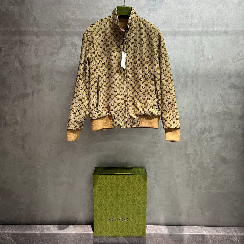 Gucci Gucci The latest beige logo full print double-sided long-sl Size US S / EU 44-46 / 1 - 1 Thumbnail
