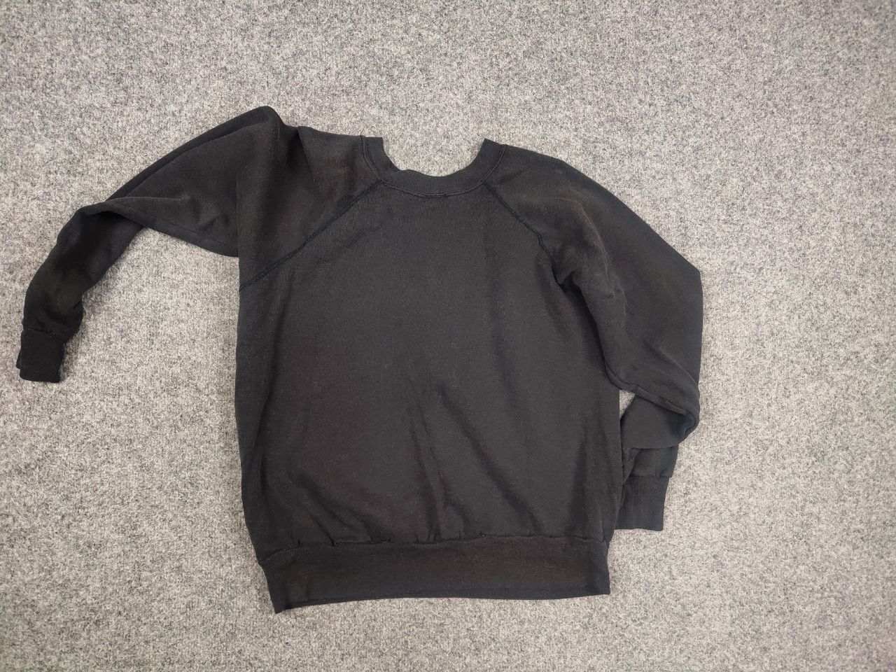 Vintage Vintage 80's Parrill Sweatshirt Light Faded Black Blank Size US S / EU 44-46 / 1 - 10 Thumbnail