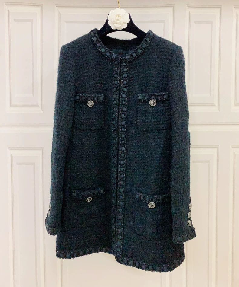 Chanel Chanel Roman series black medium and long jacket Size XS / US 0-2 / IT 36-38 - 1 Thumbnail