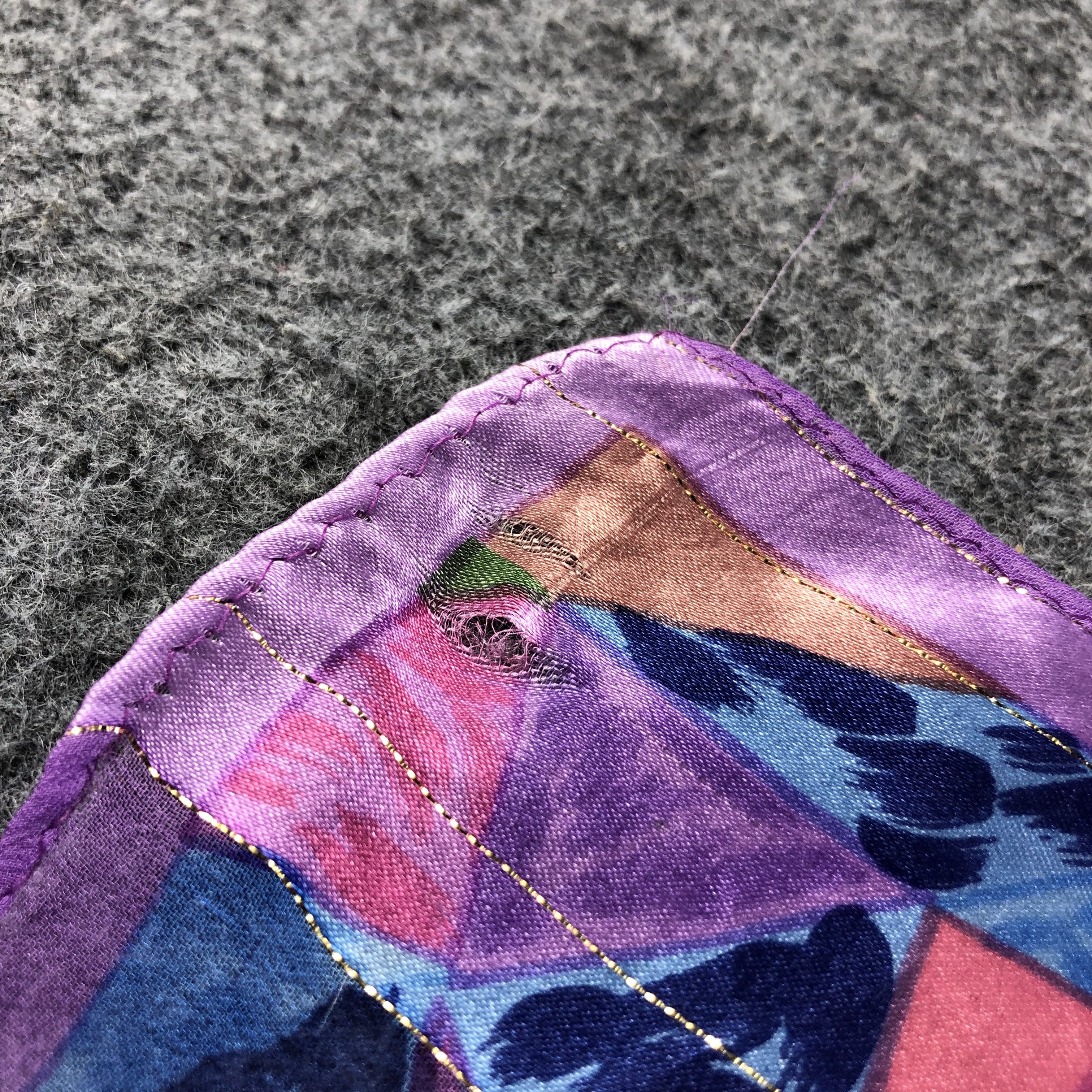 Louis Feraud Louis Feraud Abstract Silk Scarf M772 Size ONE SIZE - 5 Thumbnail