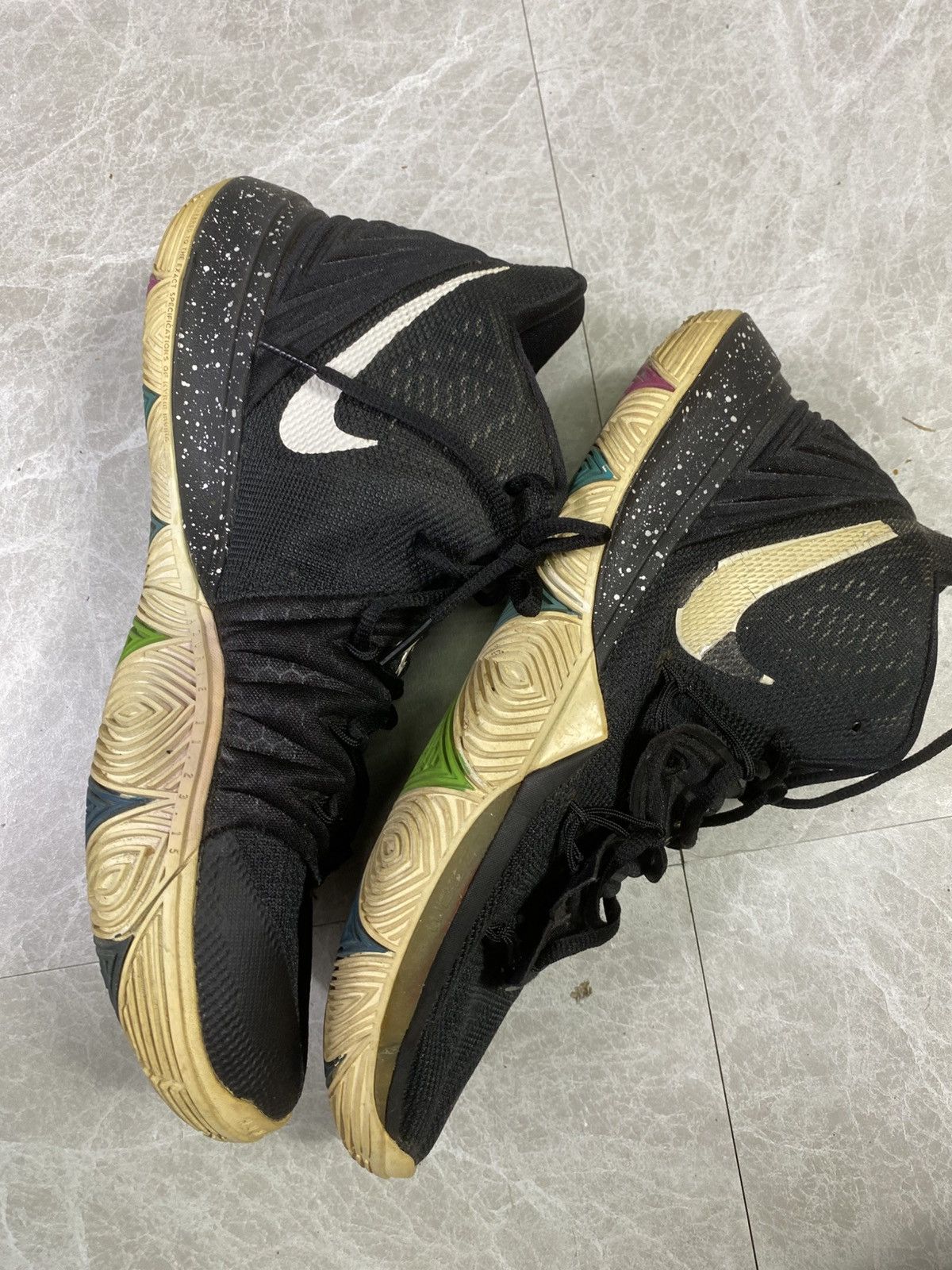 Nike Nike kyrie shoes collab shoes 10.5US Size US 10.5 / EU 43-44 - 2 Thumbnail