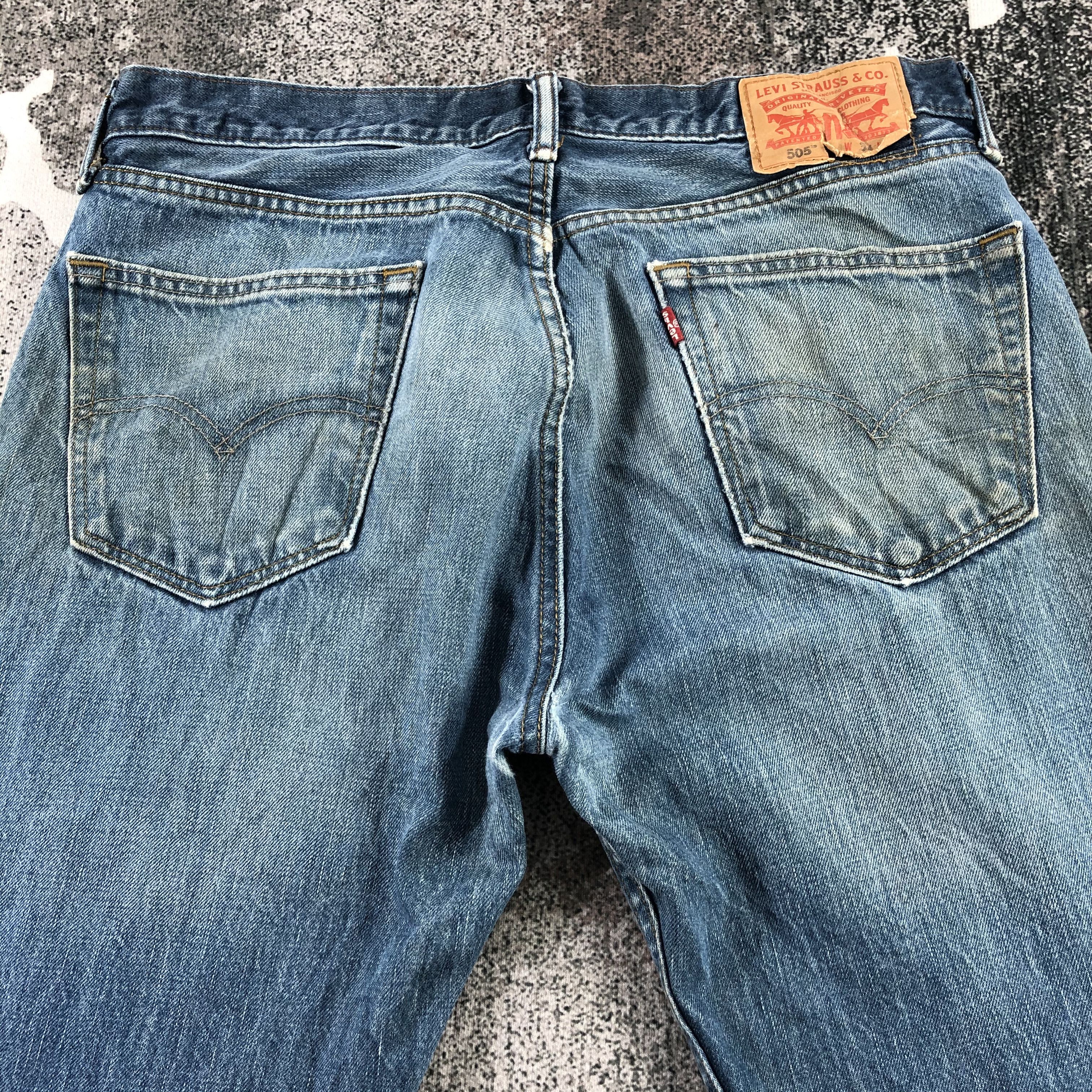 Levi's Vintage Levi's 505 Jeans Faded Blue Denim KJ1384 Size US 34 / EU 50 - 4 Thumbnail