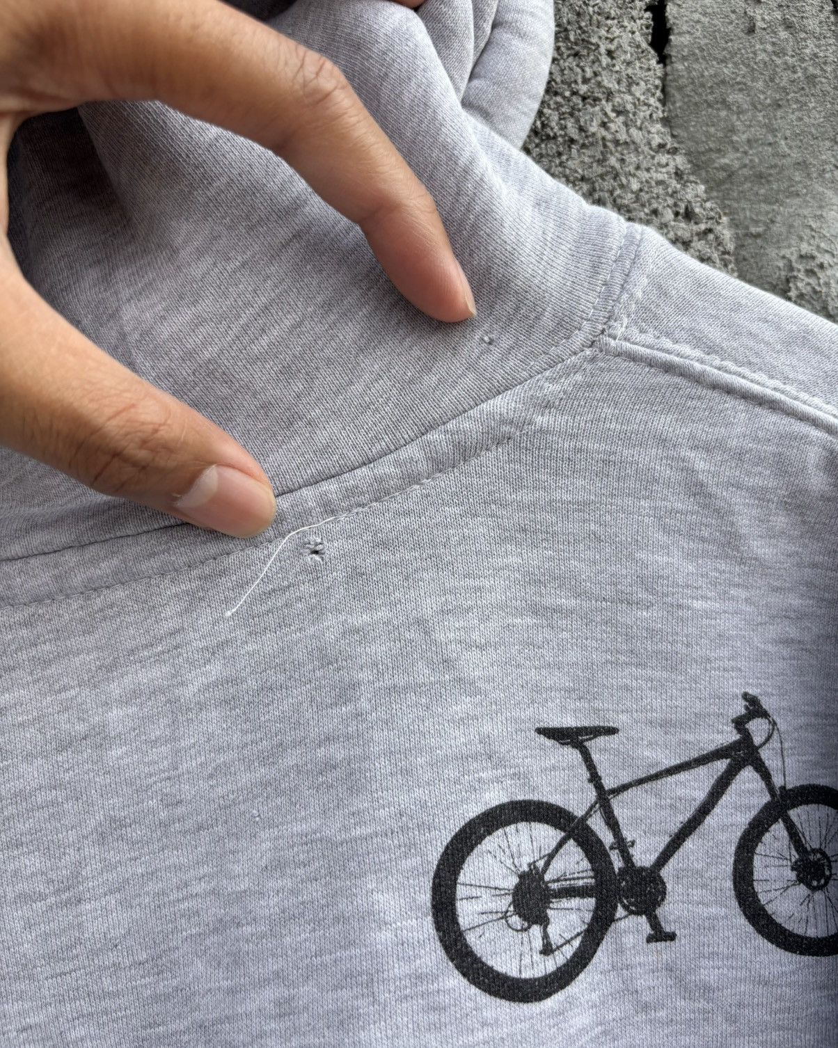 Santa Cruz Skateboards Rare Santa Cruz Bike Hoodie Independent Size US L / EU 52-54 / 3 - 17 Thumbnail
