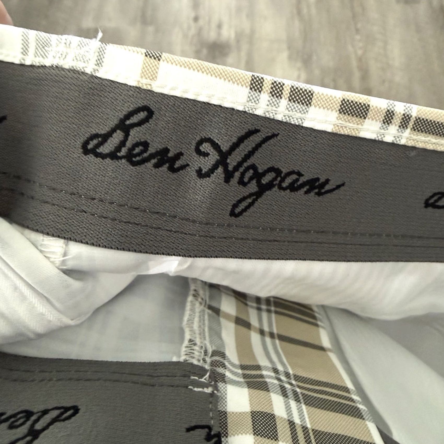 Hogan Ben Hogan Golf Shorts Mens 34 Khaki Plaid Performance Stretch 10” Inseam LOUD Size US 34 / EU 50 - 2 Thumbnail