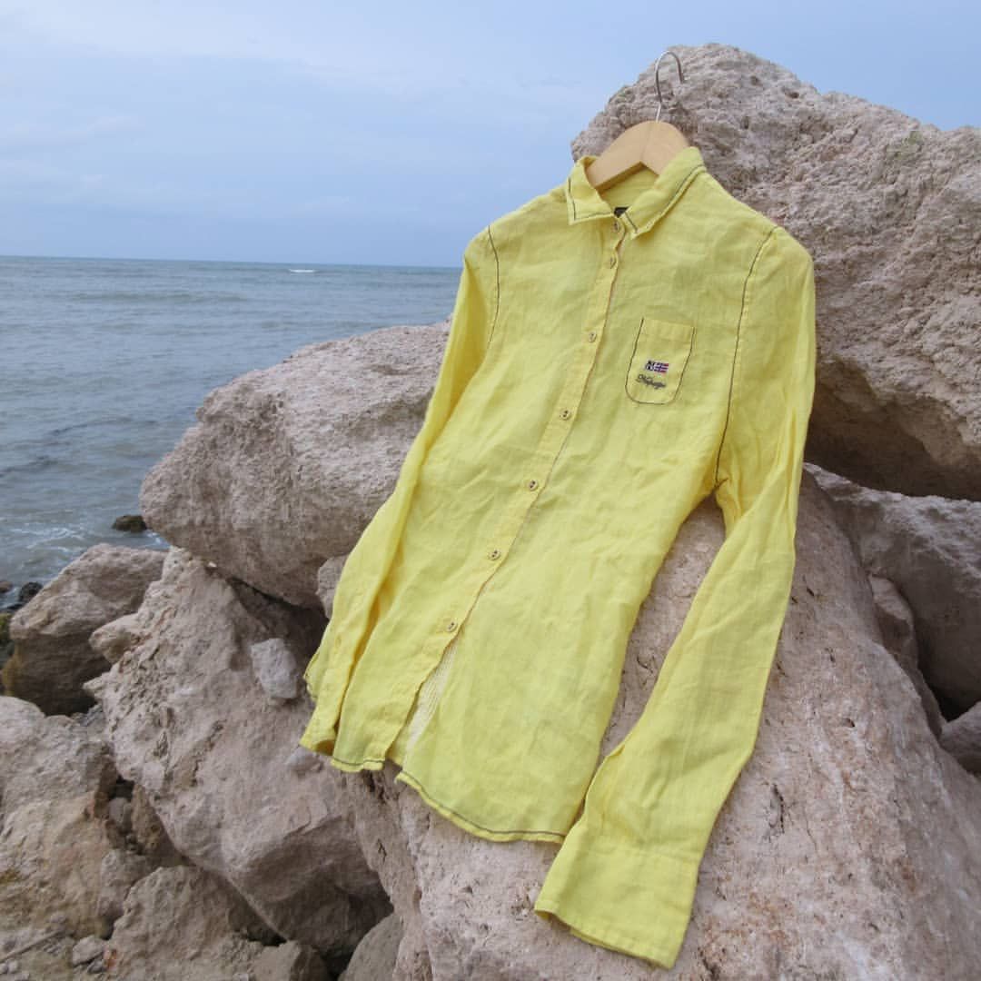 Napapijri Napapijri Yellow Shirt long sleeves Size S Made in India Size US S / EU 44-46 / 1 - 5 Thumbnail