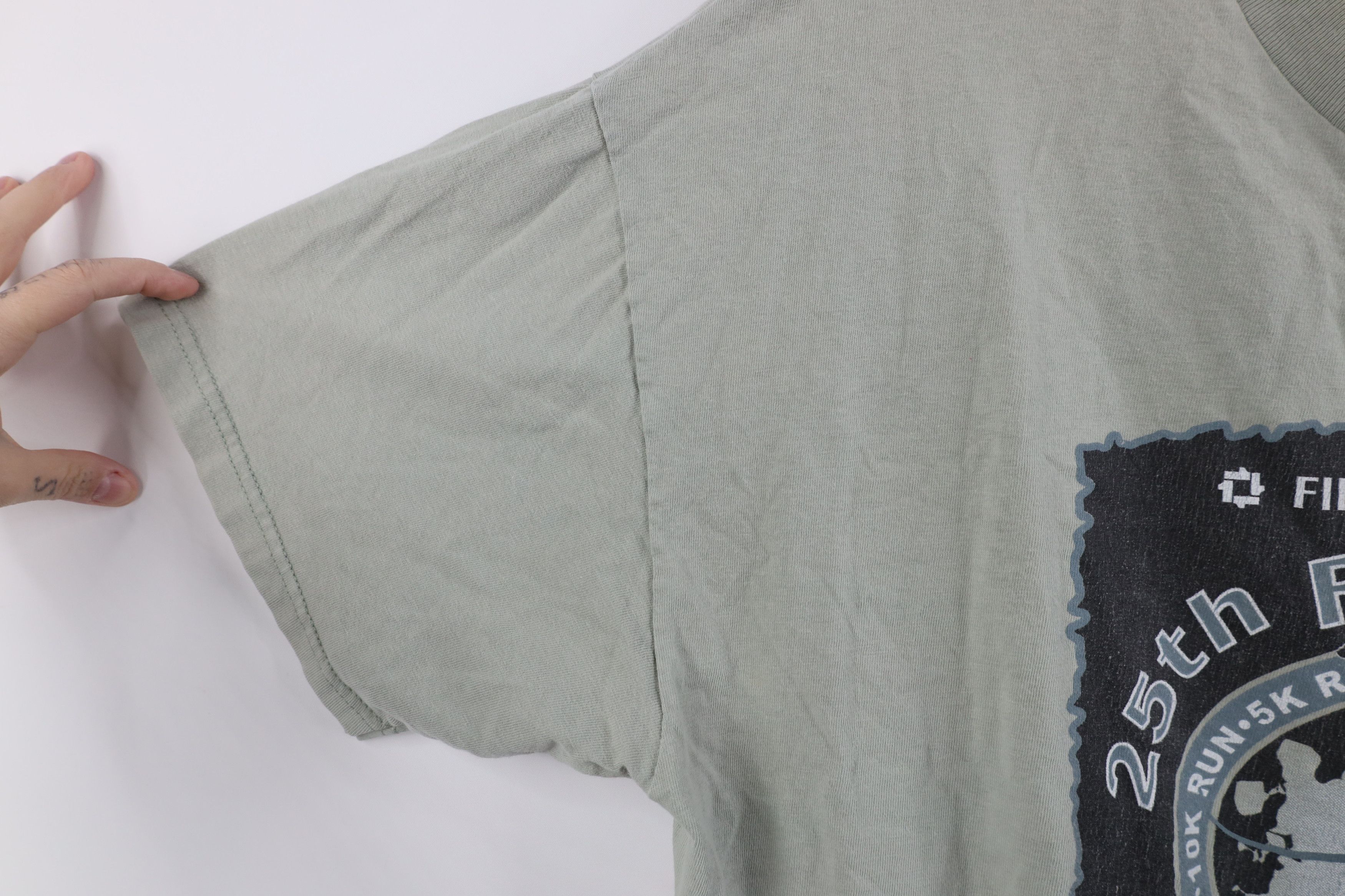 Vintage Vintage 90s Dexter to Ann Arbor Half Marathon T-Shirt Size US XL / EU 56 / 4 - 5 Thumbnail