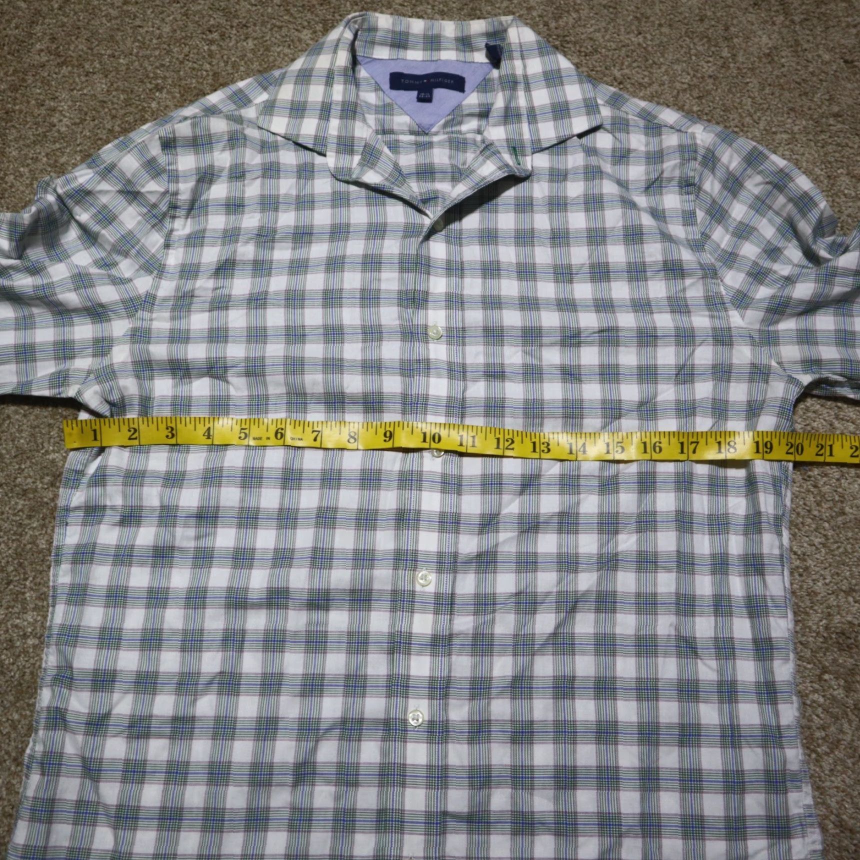 Tommy Hilfiger Tommy Hilfiger Shirt Button-Up Adult Men’s Size 15.5 Multicolor Plaid Casual, Travel, Party/Cocktail Men Size US L / EU 52-54 / 3 - 4 Thumbnail