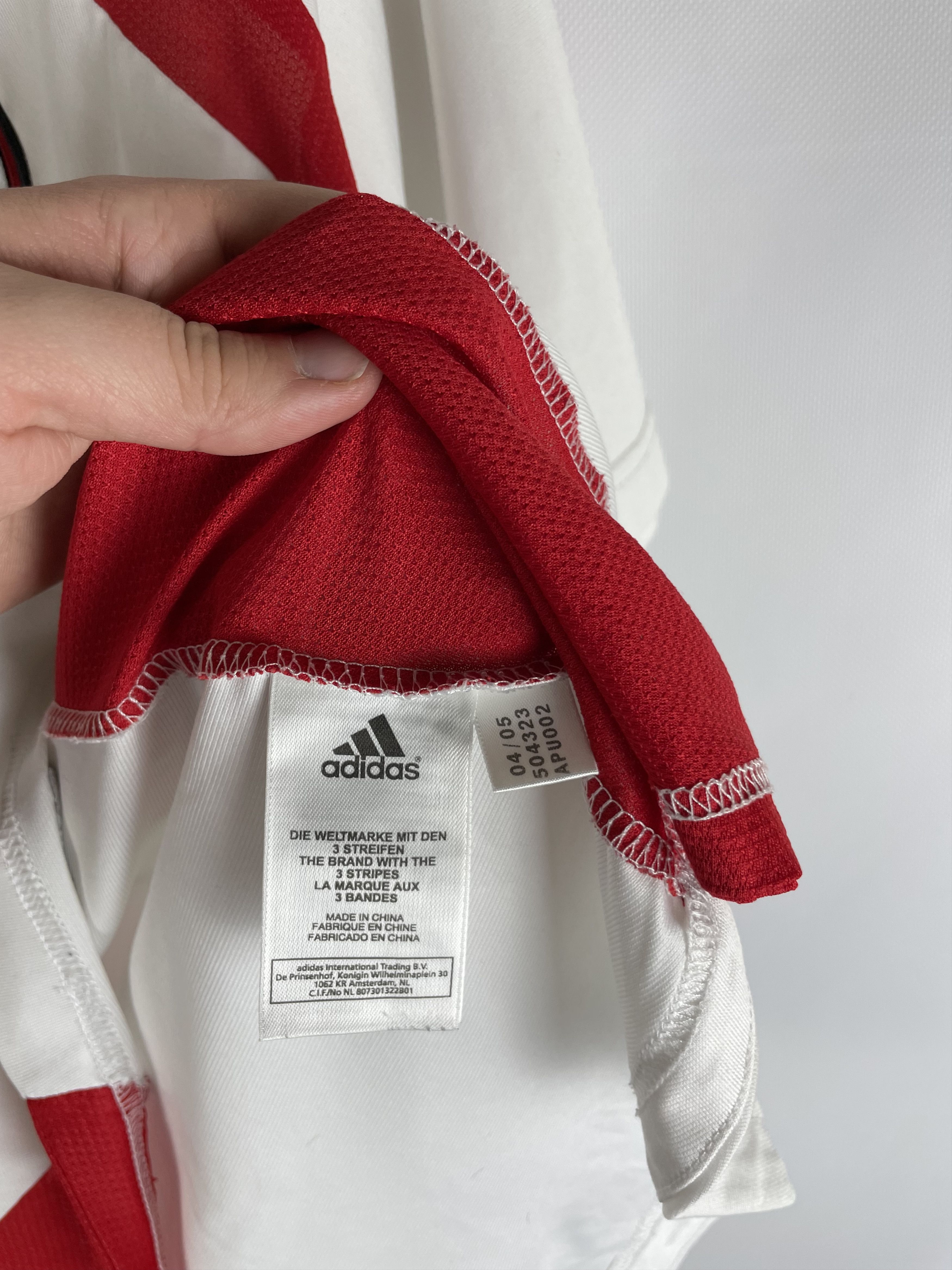 Adidas Vintage Adidas AC Milan Soccer jersey Size US M / EU 48-50 / 2 - 6 Thumbnail