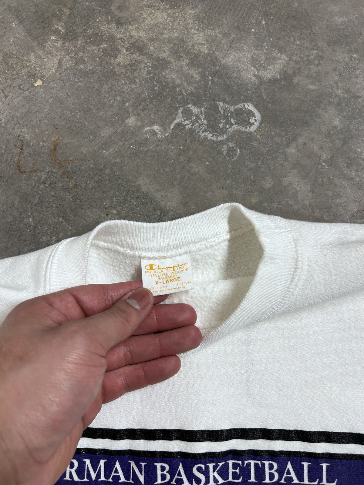 Champion Vintage 70’s Champion Reverse Weave Reproduction Sweatshirt Size US XL / EU 56 / 4 - 2 Thumbnail