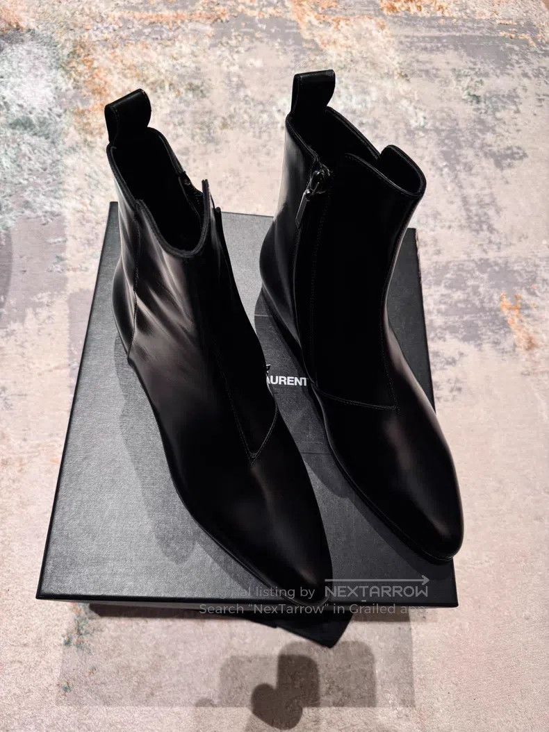 Saint Laurent Paris Saint Laurent Paris Chelsea Boots Size US 10 / EU 43 - 2 Thumbnail