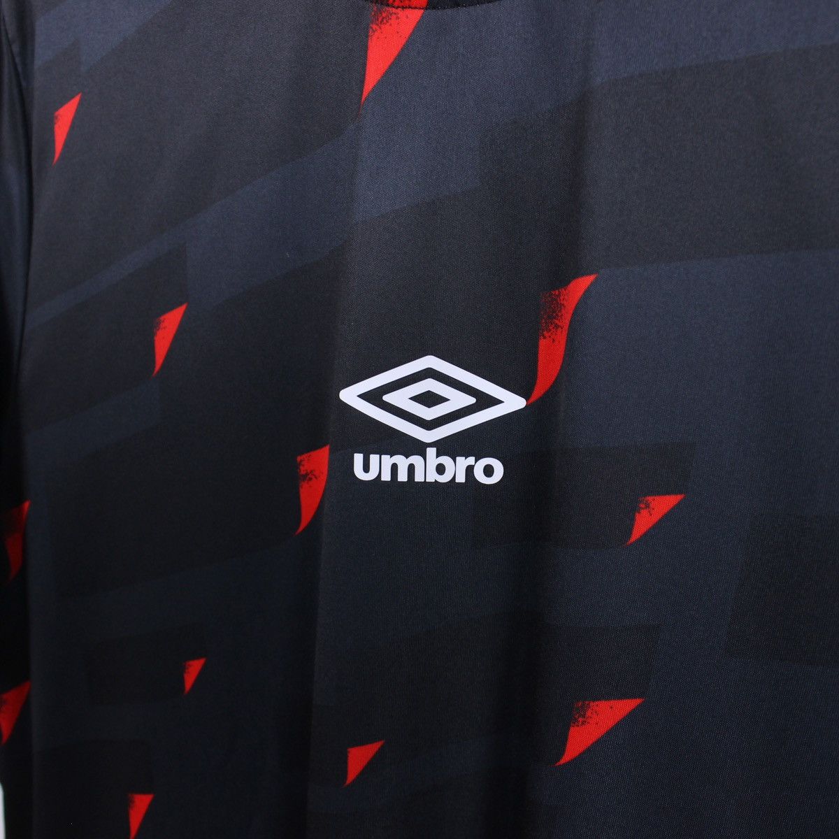 Umbro Umbro Carling Jersey Center Logo Lampas T-Shirt Size US M / EU 48-50 / 2 - 6 Thumbnail