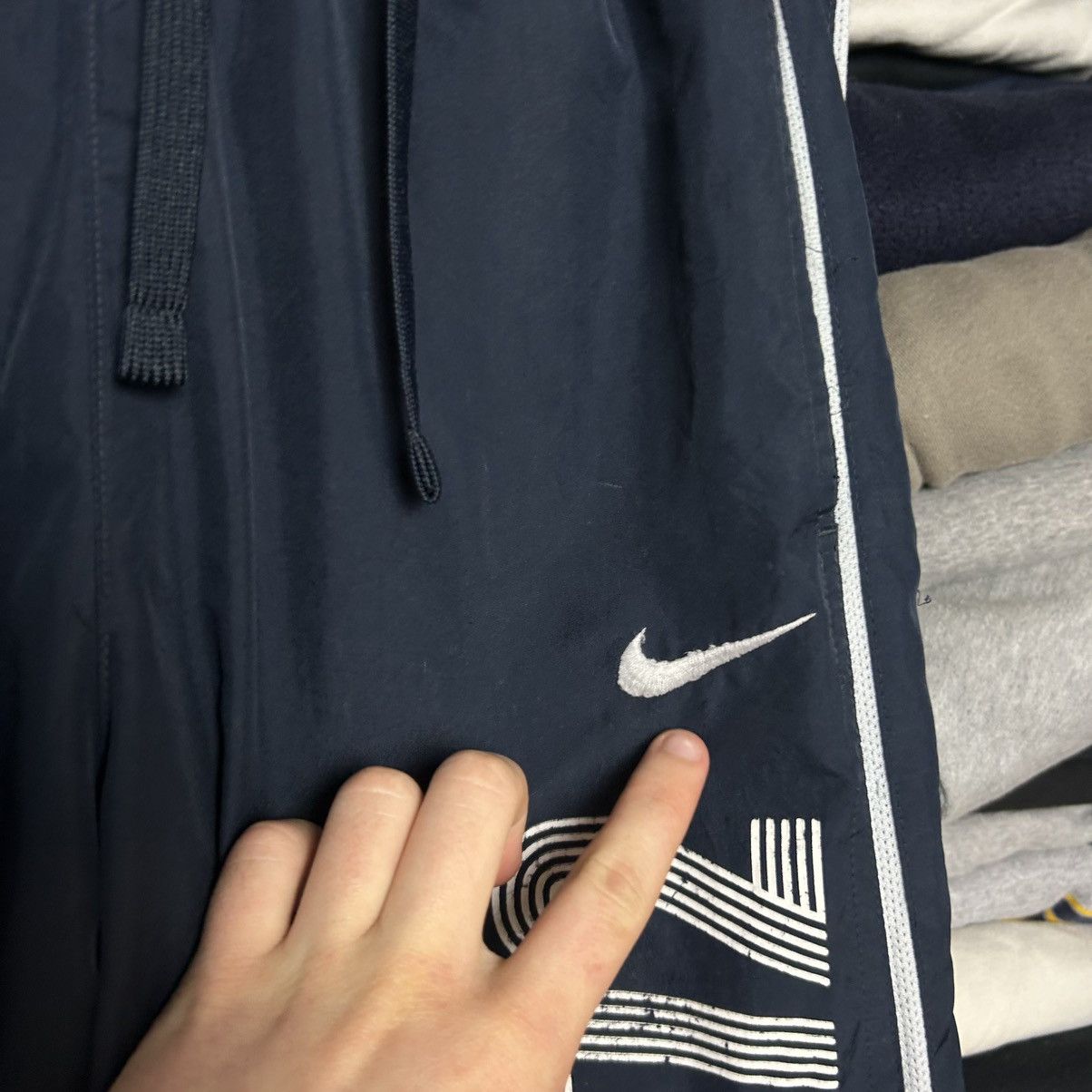 Nike Vintage Nike Big Logo Tracked y2k streetwear pants Size US 30 / EU 46 - 3 Thumbnail
