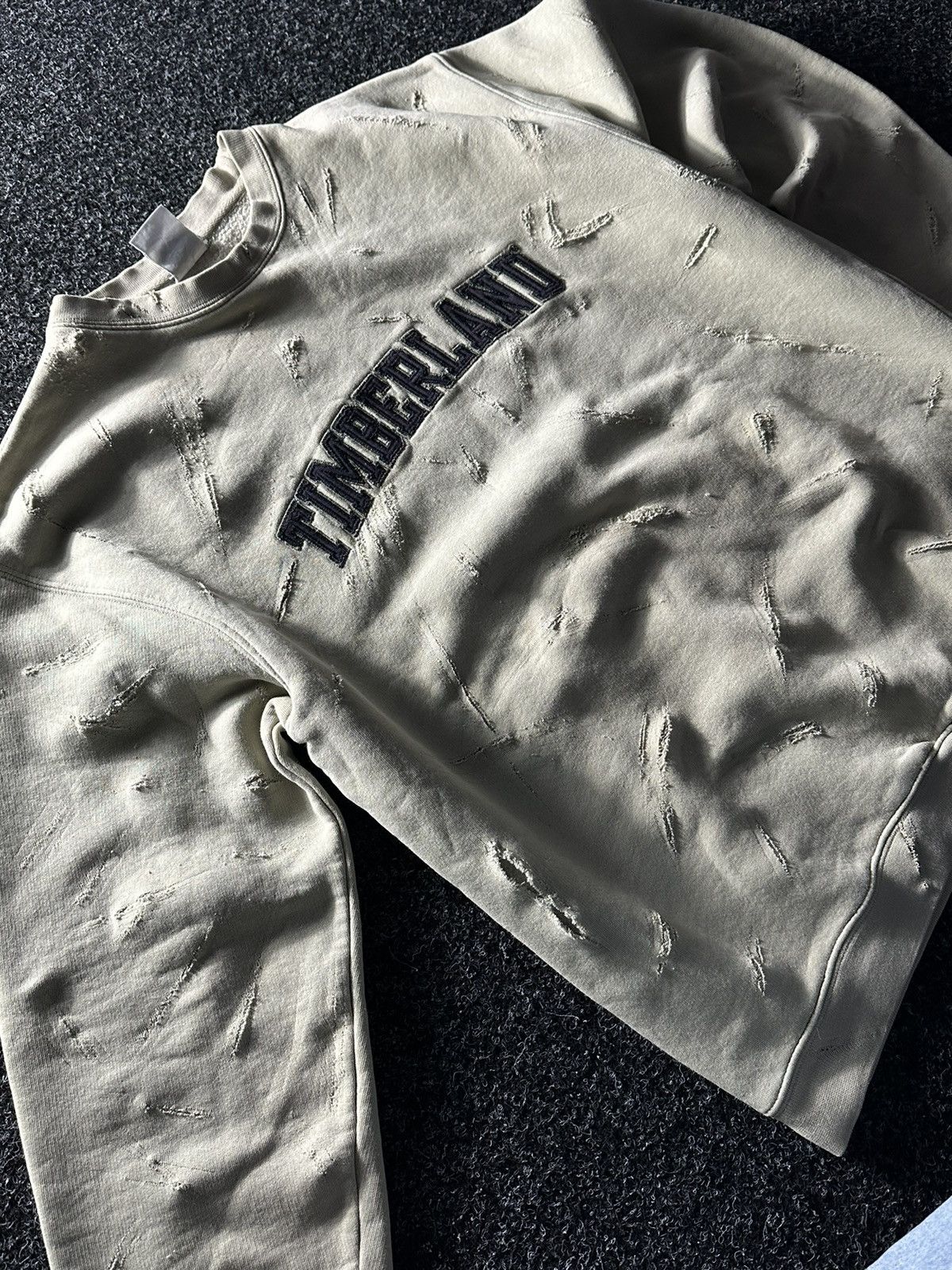 Timberland × Vintage 🚨 VINTAGE TIMBERLAND DISTRESSED SWEATSHIRT BIG LOGO Y2K RARE Size US M / EU 48-50 / 2 - 7 Thumbnail