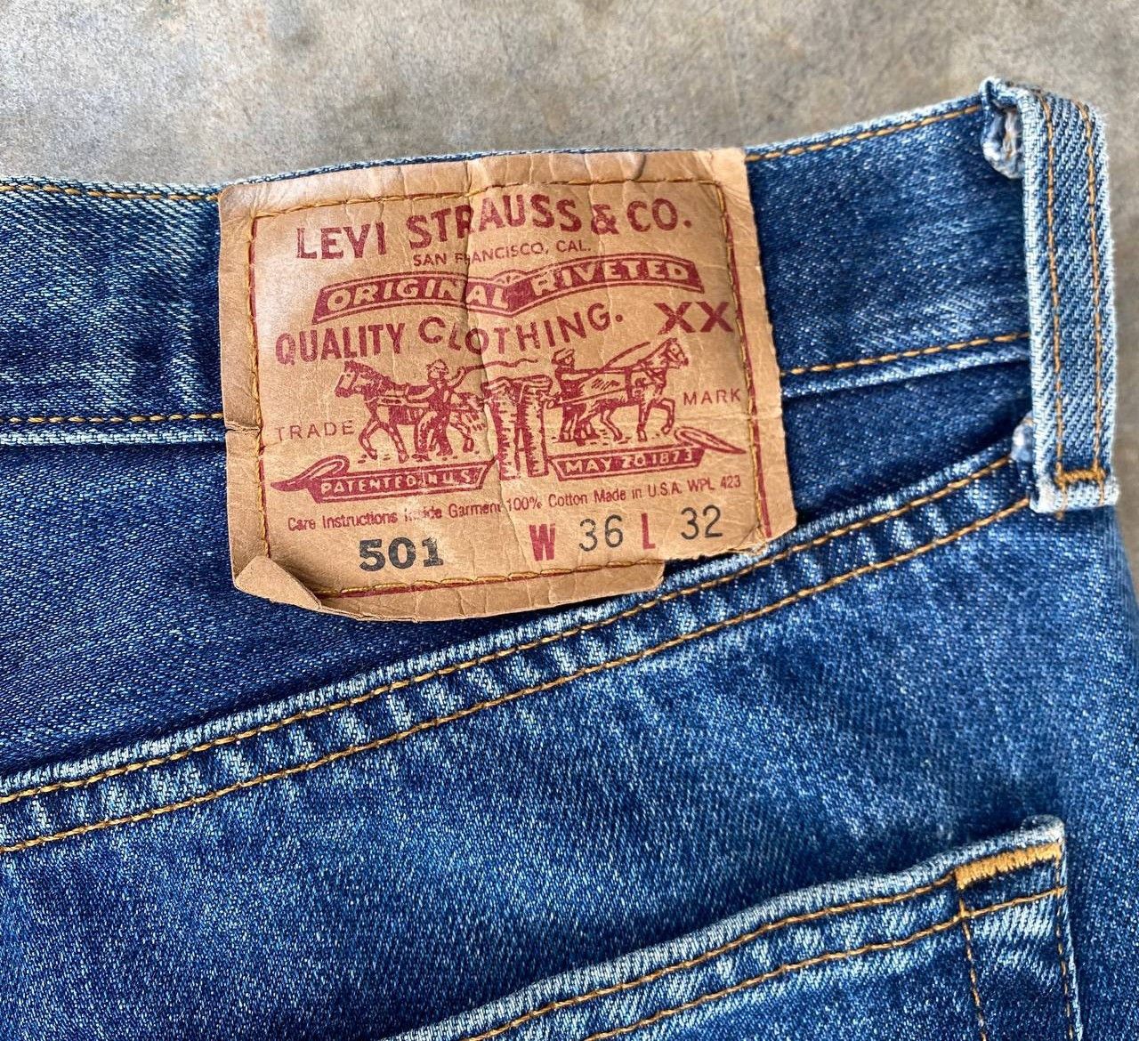 Levi's Vintage Clothing W34X31 VTG LEVIS 501 1999 DISTRESSED DENIM Size US 34 / EU 50 - 11 Thumbnail