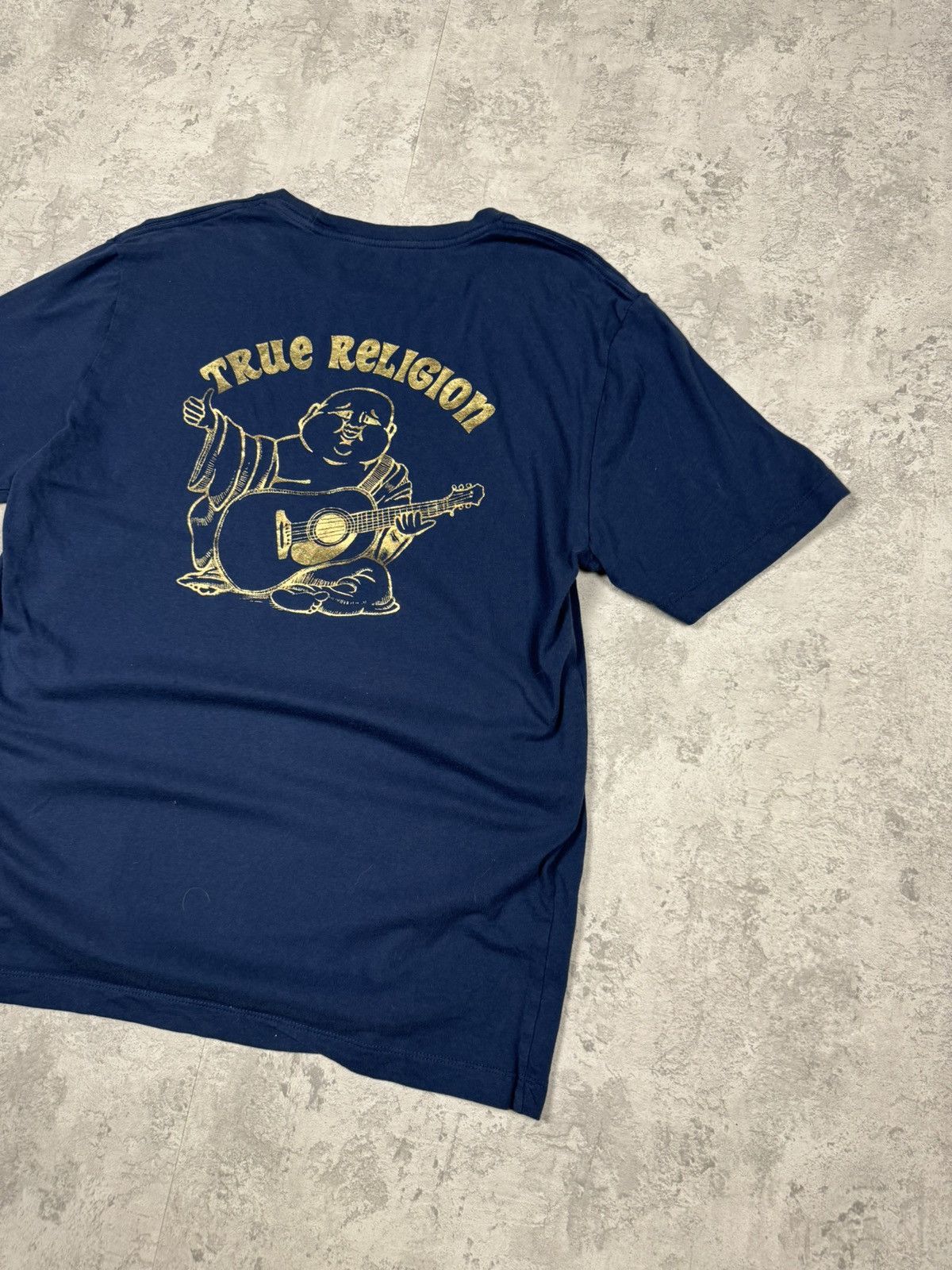 True Religion True Religion Blue T Shirt Big Gold Logo Size L Size US L / EU 52-54 / 3 - 3 Thumbnail