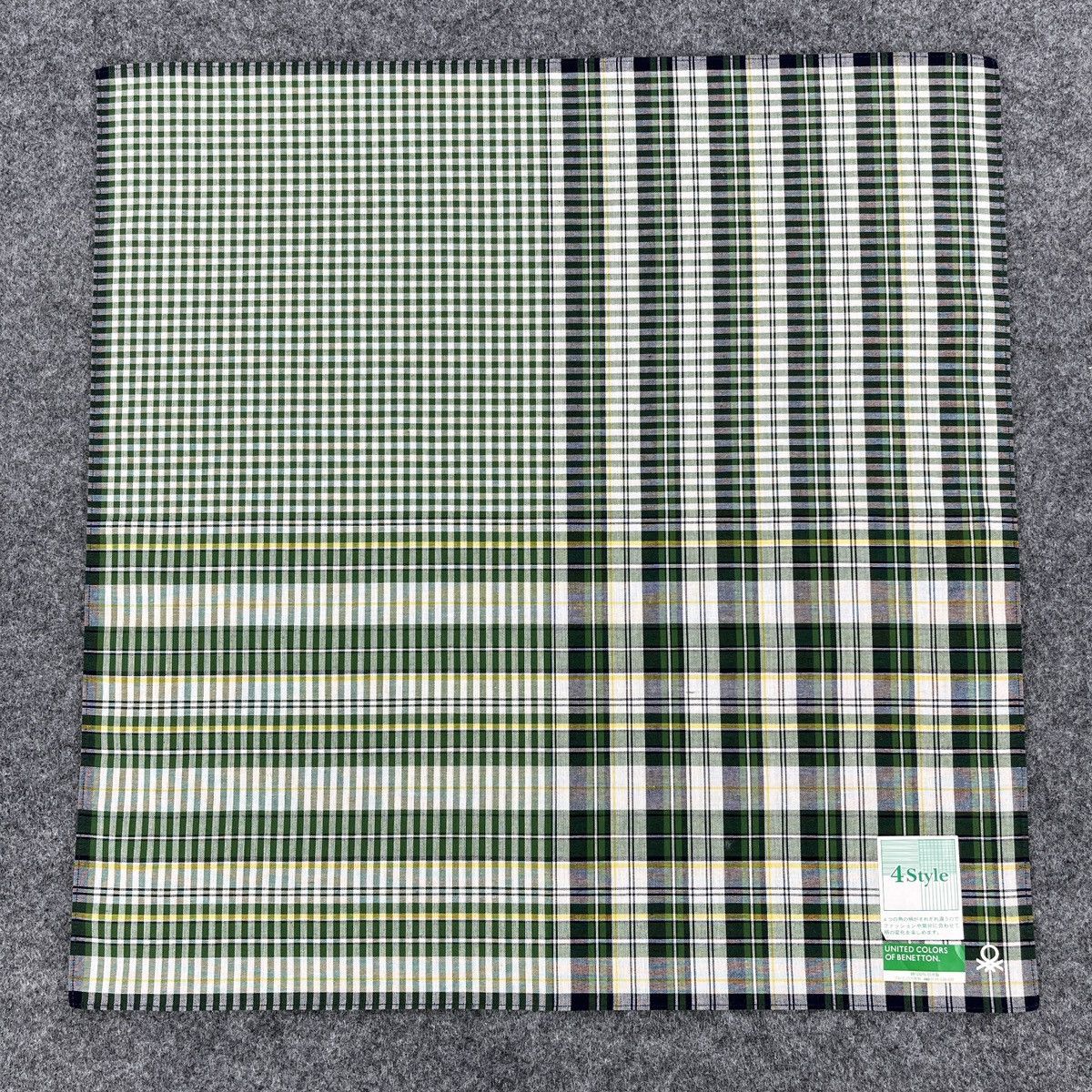United Colors Of Benetton United Colors Of Benetton Handkerchief / Neckerchief B121 Size ONE SIZE - 4 Thumbnail
