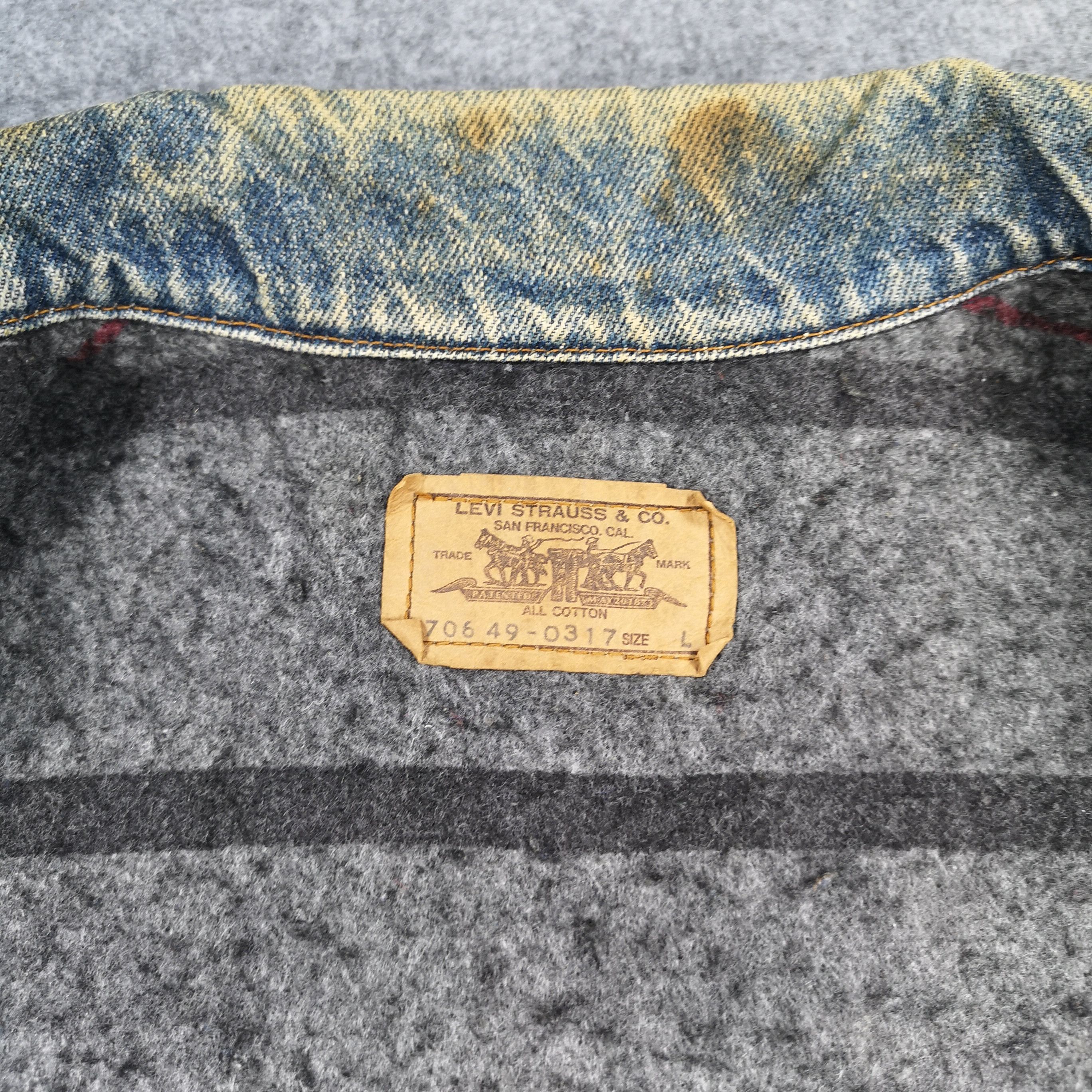 Levi's Vintage Levis Orange Tab Faded Blue Denim Trucker Jacket Size US L / EU 52-54 / 3 - 6 Thumbnail