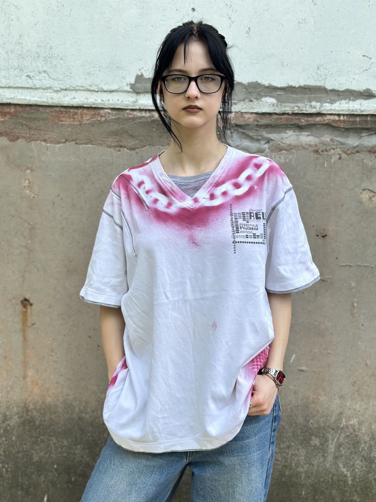 If Six Was Nine VTG Urban Spirit V Neck T-shirts Size L Custom Hand Made Y2K Size US L / EU 52-54 / 3 - 1 Thumbnail