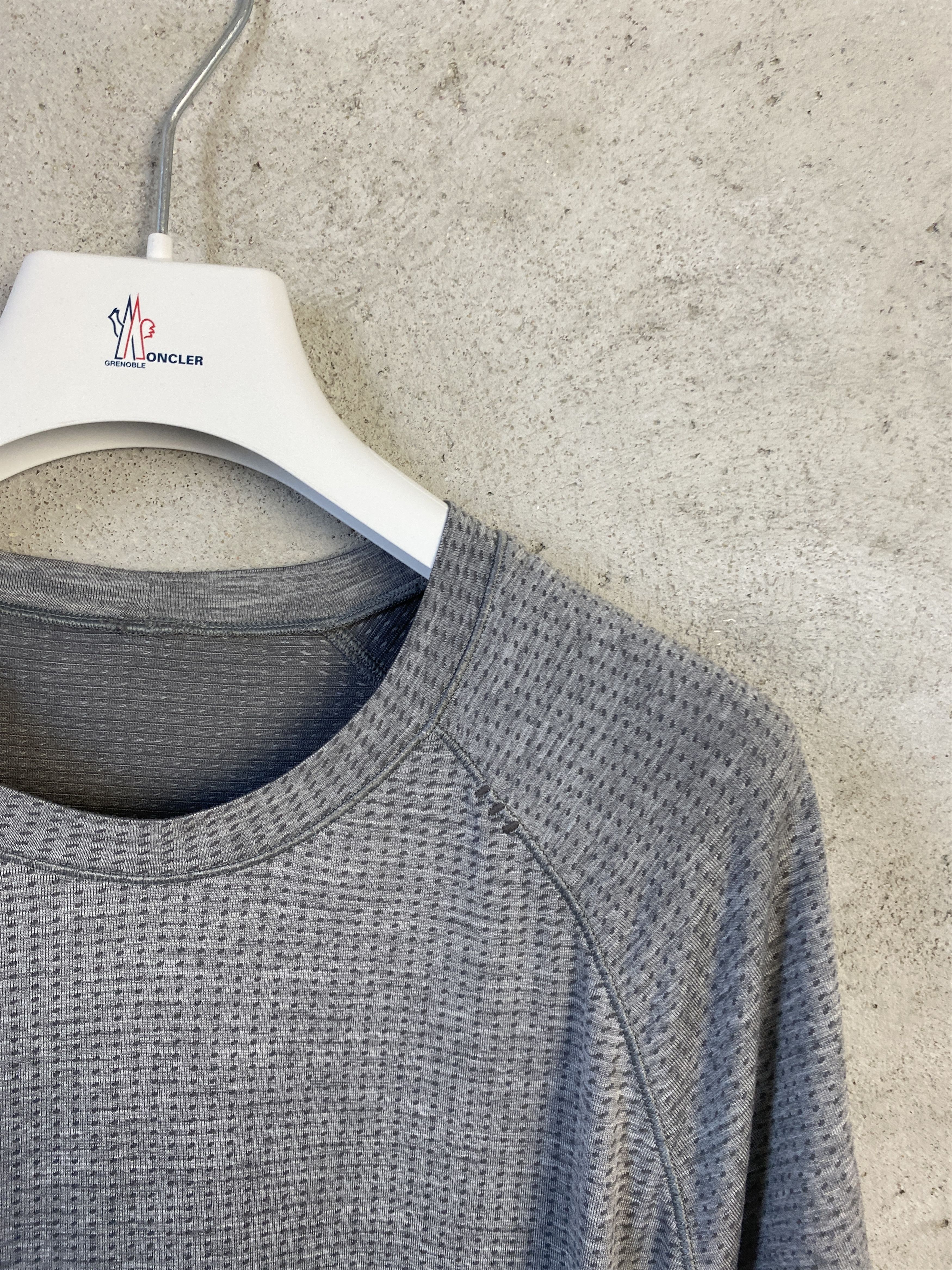 Lululemon Lululemon t-shirt tee sport yoga gym Size US XL / EU 56 / 4 - 2 Thumbnail