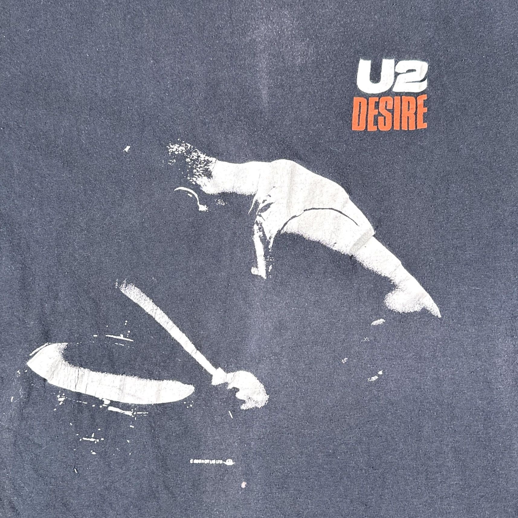 Hanes VINTAGE U2 Shirt Mens Medium Black Desire Band Single Stitch Hanes Made USA 80s Mens Medium Black U2 Desi re 1989 Graphic Tee 80s Music Size US M / EU 48-50 / 2 - 2 Thumbnail