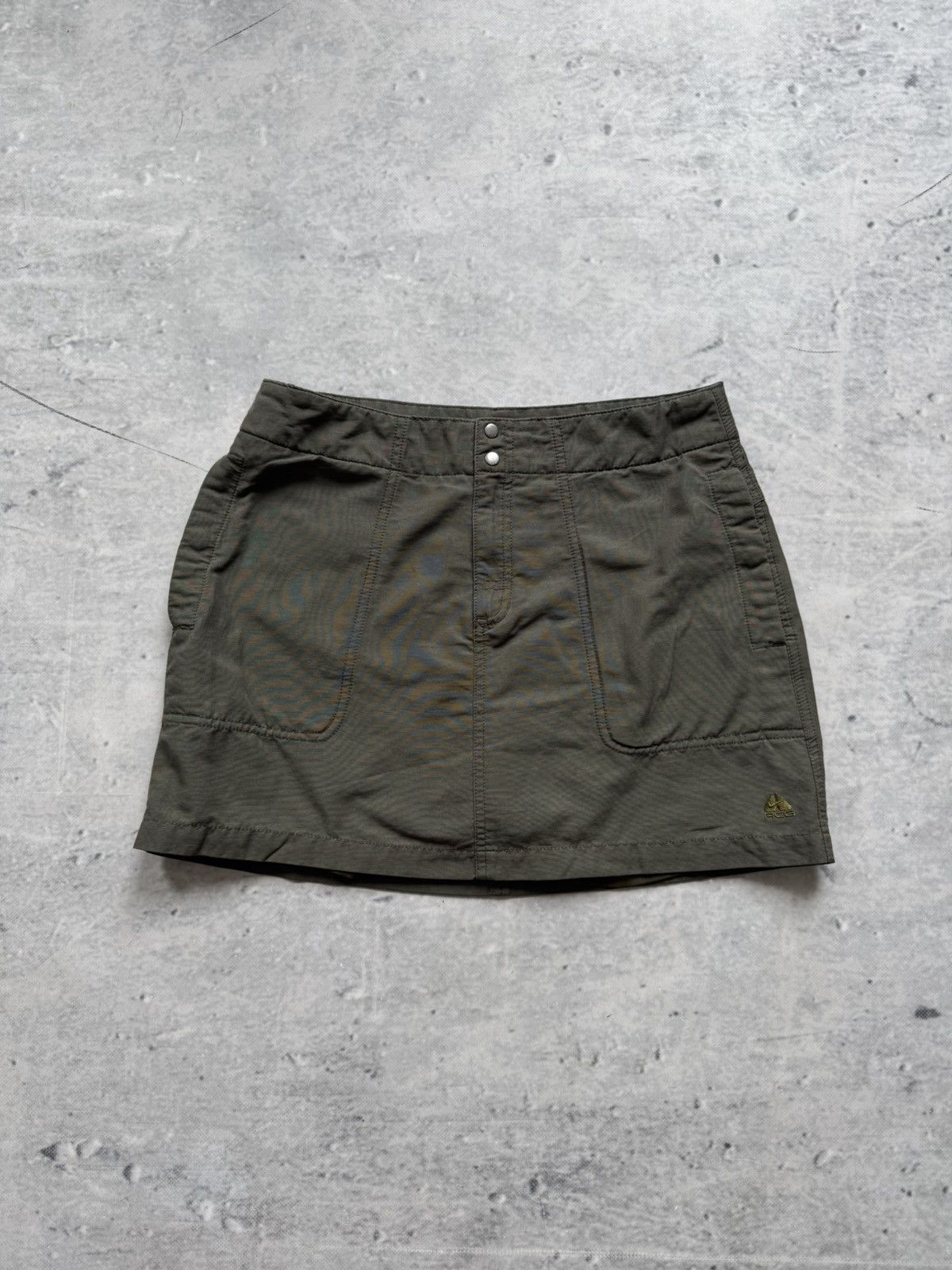 Nike ACG Nike ACG vintage equipment outdoor wmns skirt Size 28" / US 6 / IT 42 - 2 Thumbnail