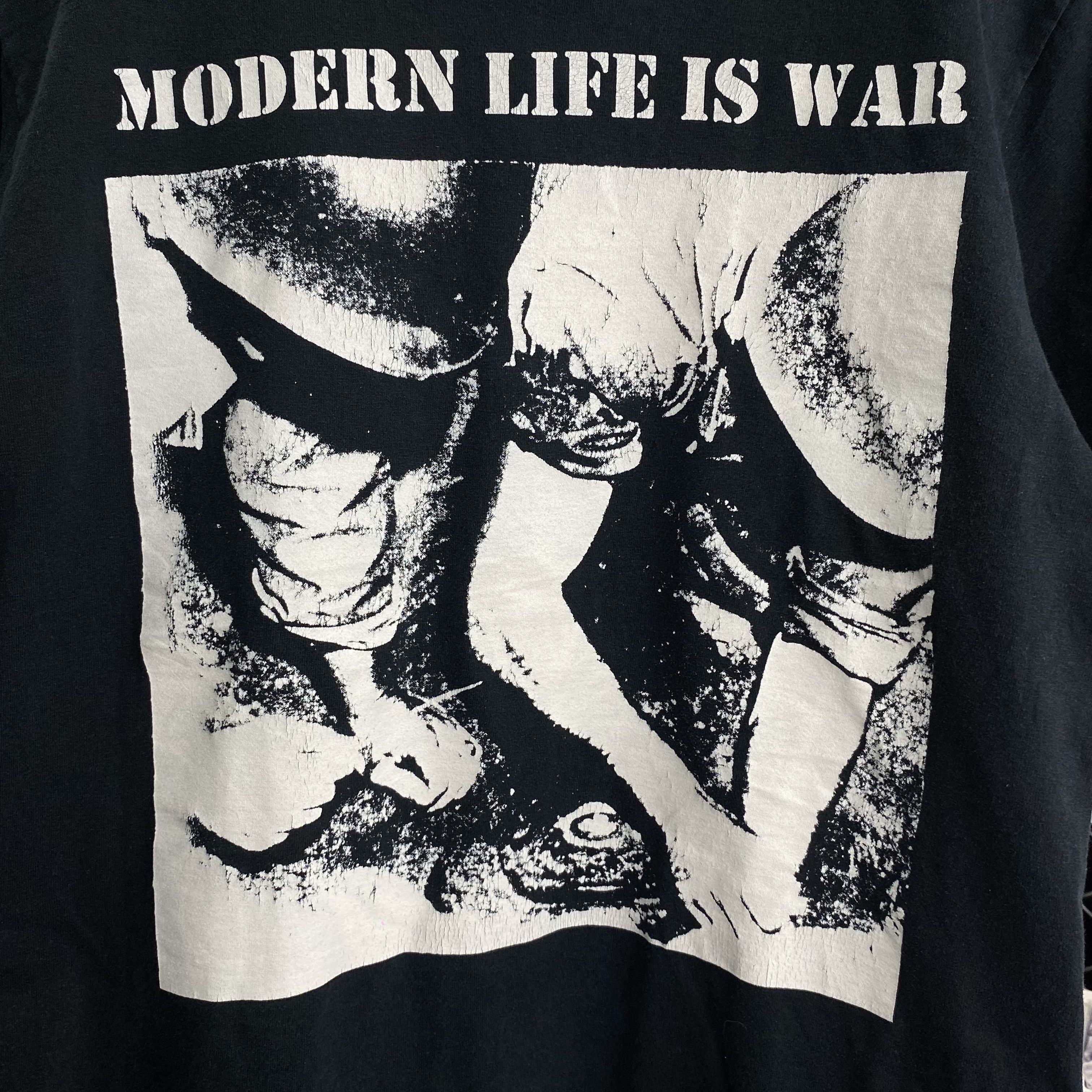 Band Tees MODERN LIFE IS WAR Mid 2000s Size US M / EU 48-50 / 2 - 2 Thumbnail
