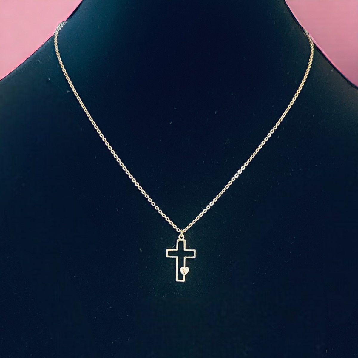 Vintage Vintage outlined cross pendant necklace Size ONE SIZE - 1 Thumbnail