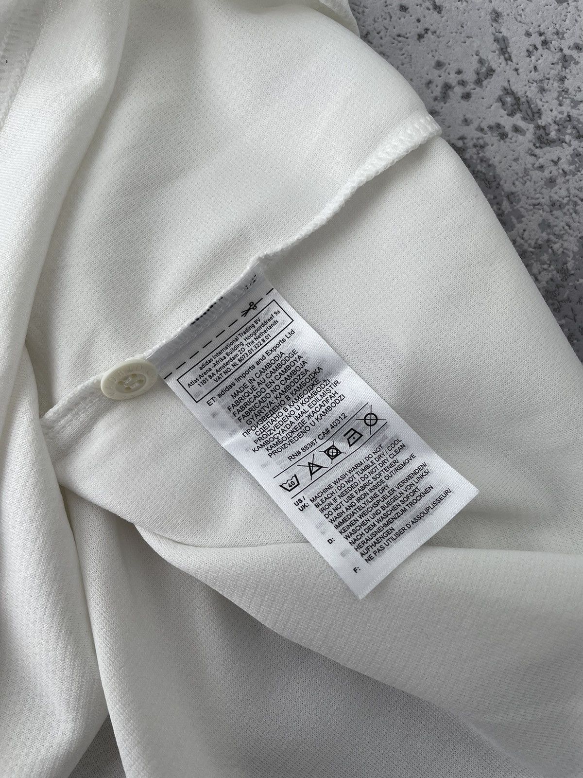 Adidas Real Madrid Adidas 2018/19 Fly Emirates Homme Jersey Size US L / EU 52-54 / 3 - 7 Thumbnail