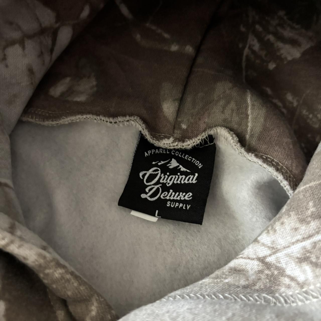 Vintage Crazy Vintage Y2K/2000s Tree Camo Streetwear Oversized Pullover Hoodie! Size L Size US L / EU 52-54 / 3 - 6 Thumbnail