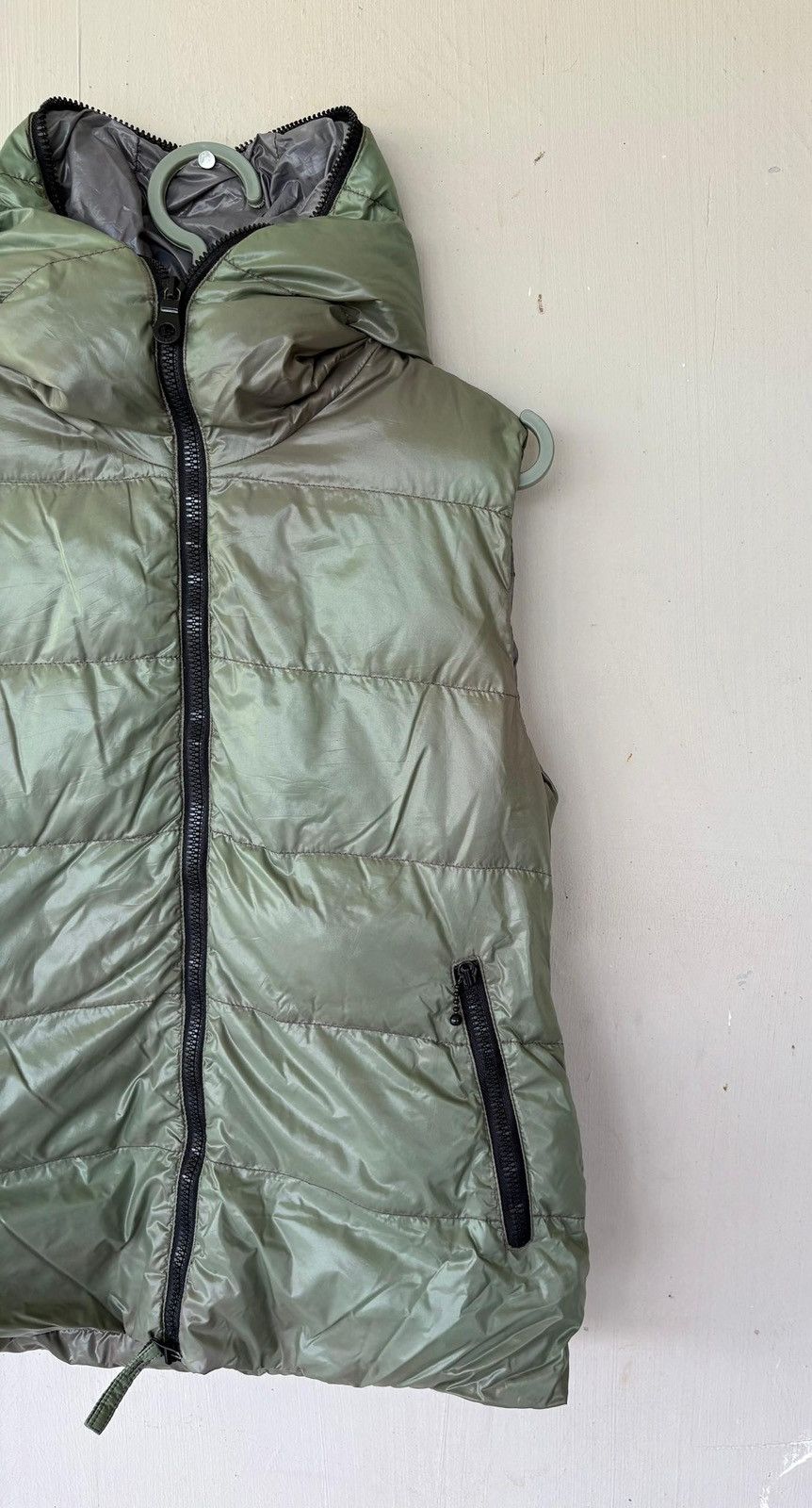 Duvetica Duvetica Hooded Febe Sleeveless Down Vest puffer Vest Design Size US S / EU 44-46 / 1 - 3 Thumbnail