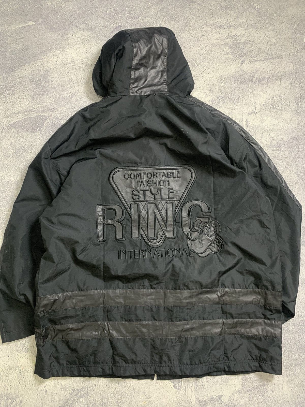Japanese Brand × Vintage Vintage Black 'Ring' Windbreaker Jacket Size US L / EU 52-54 / 3 - 1 Thumbnail