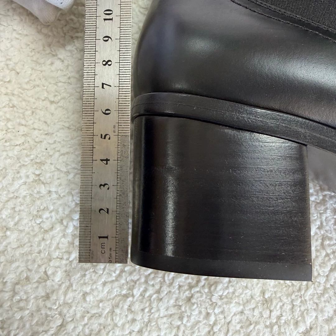 Chanel Chanel Black Block Heel Short Boots 39C 8008 Size US 8.5 / IT 38.5 - 9 Thumbnail