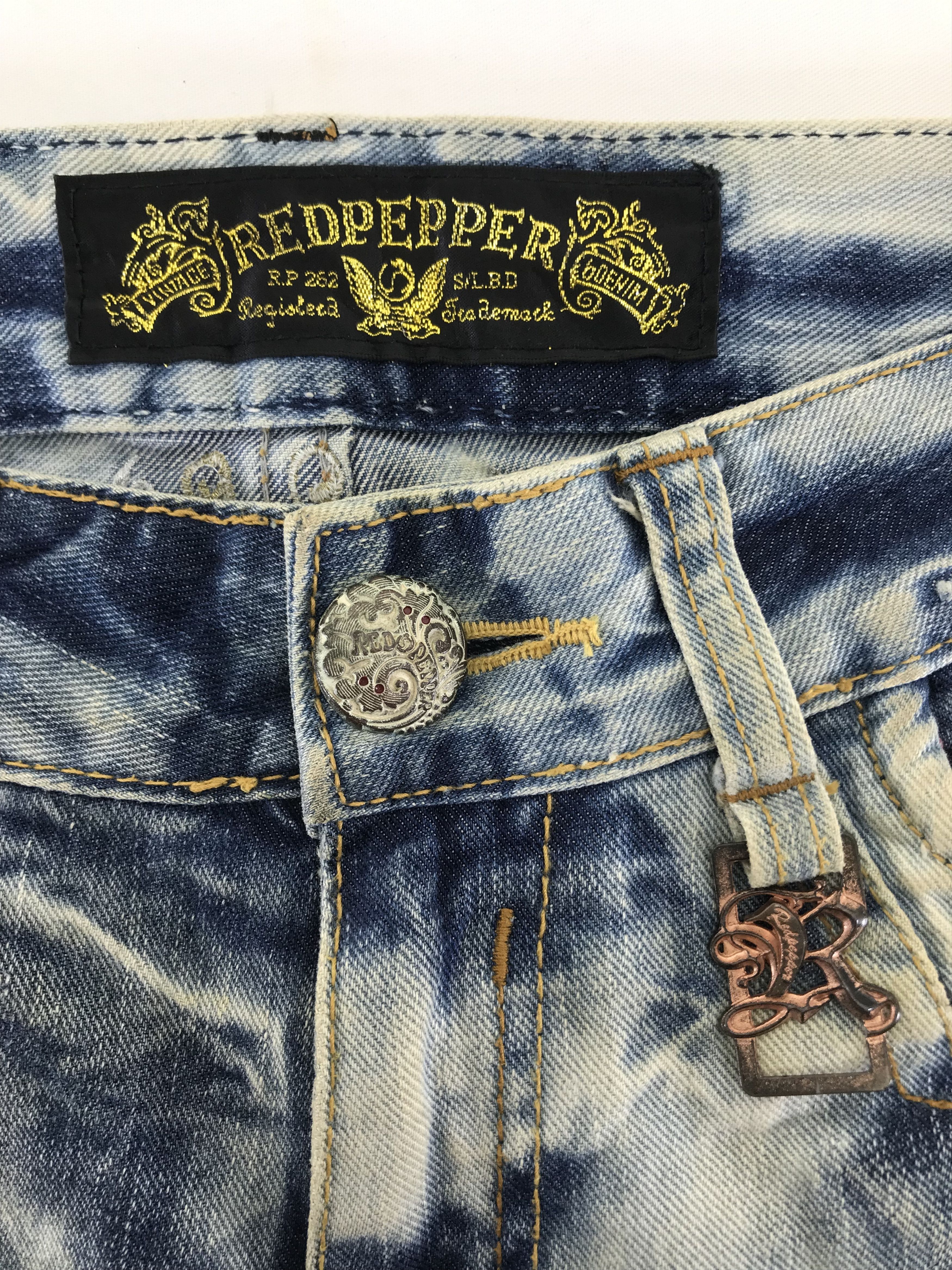 Japanese Brand Vintage Red Pepper Wings Embroidered Flare Jeans Size US 32 / EU 48 - 9 Thumbnail