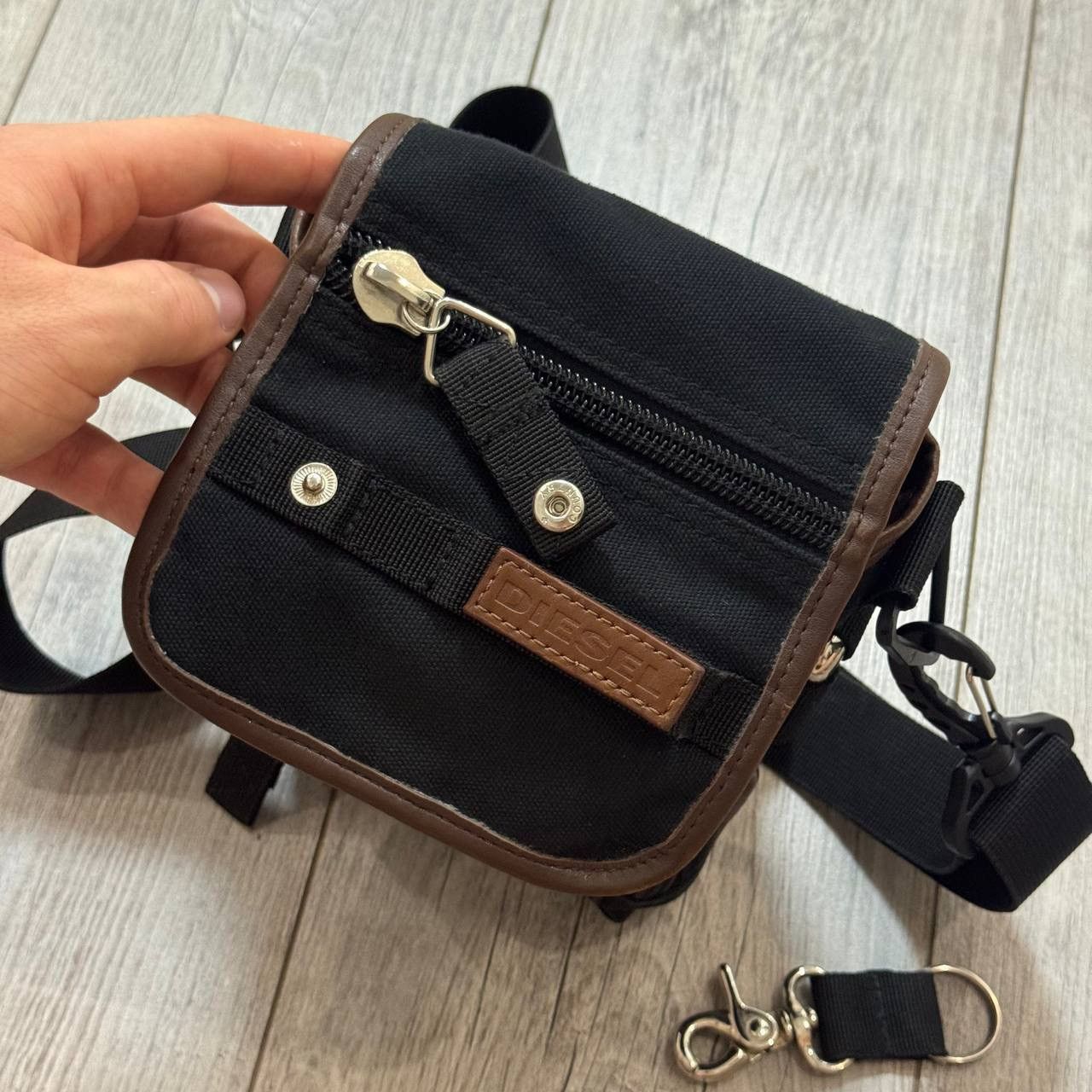 Diesel Vintage y2k Diesel Crossbody Bag Size ONE SIZE - 10 Thumbnail