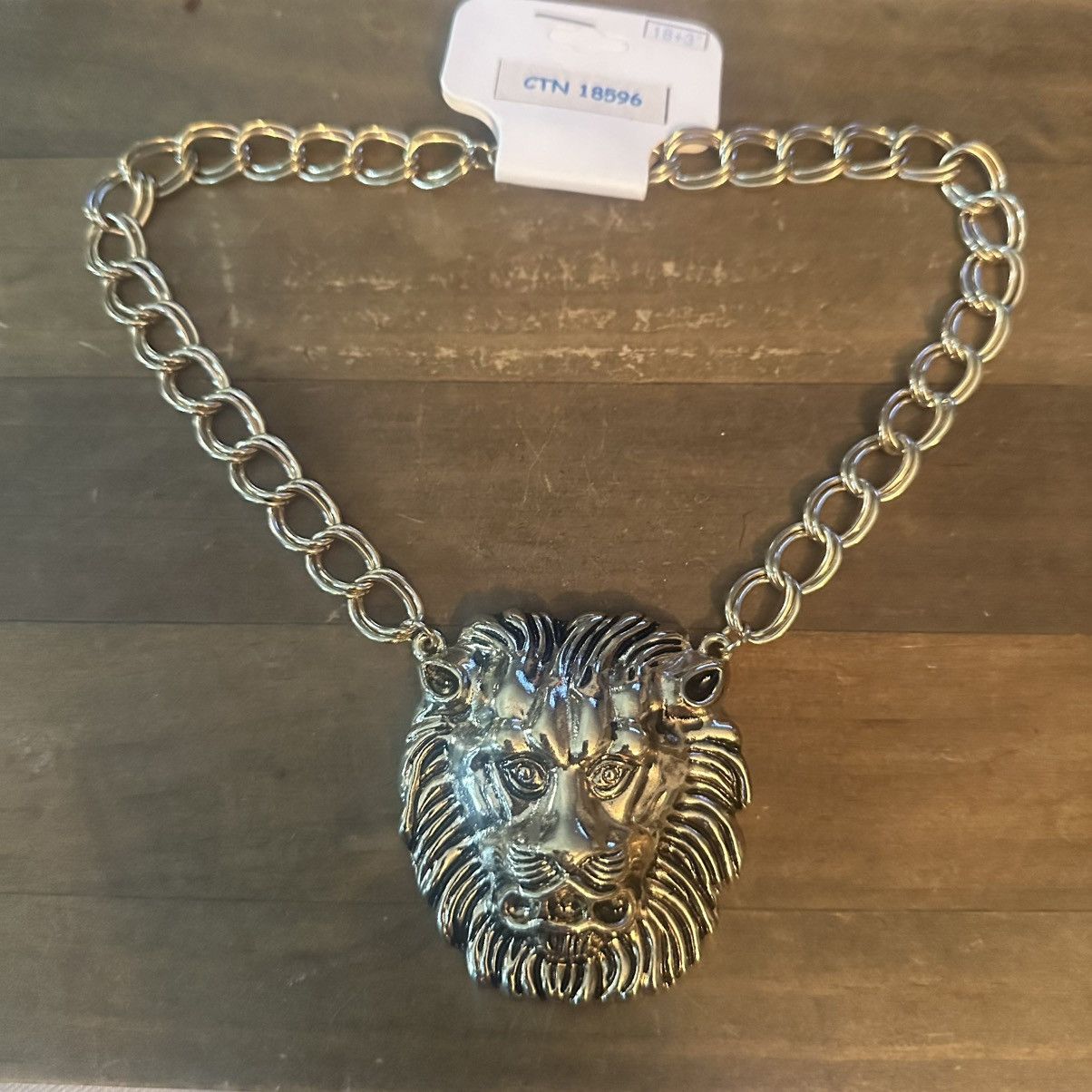 Other Chunky gold tone lion head necklace Size ONE SIZE - 2 Thumbnail