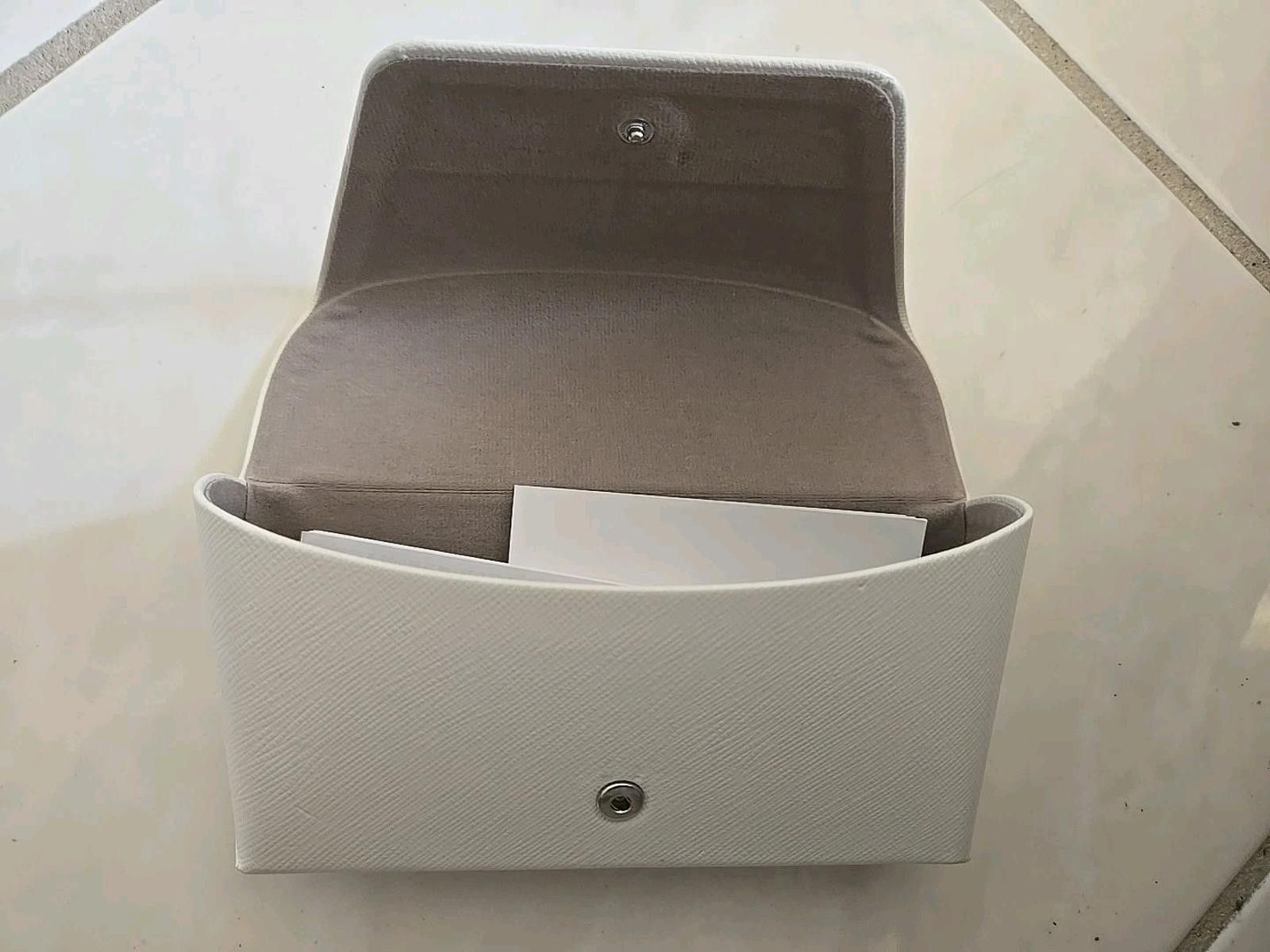 Michael Kors Michael Kors White Snap Closure SUNGLASS EyeGlass Case Size ONE SIZE - 2 Thumbnail