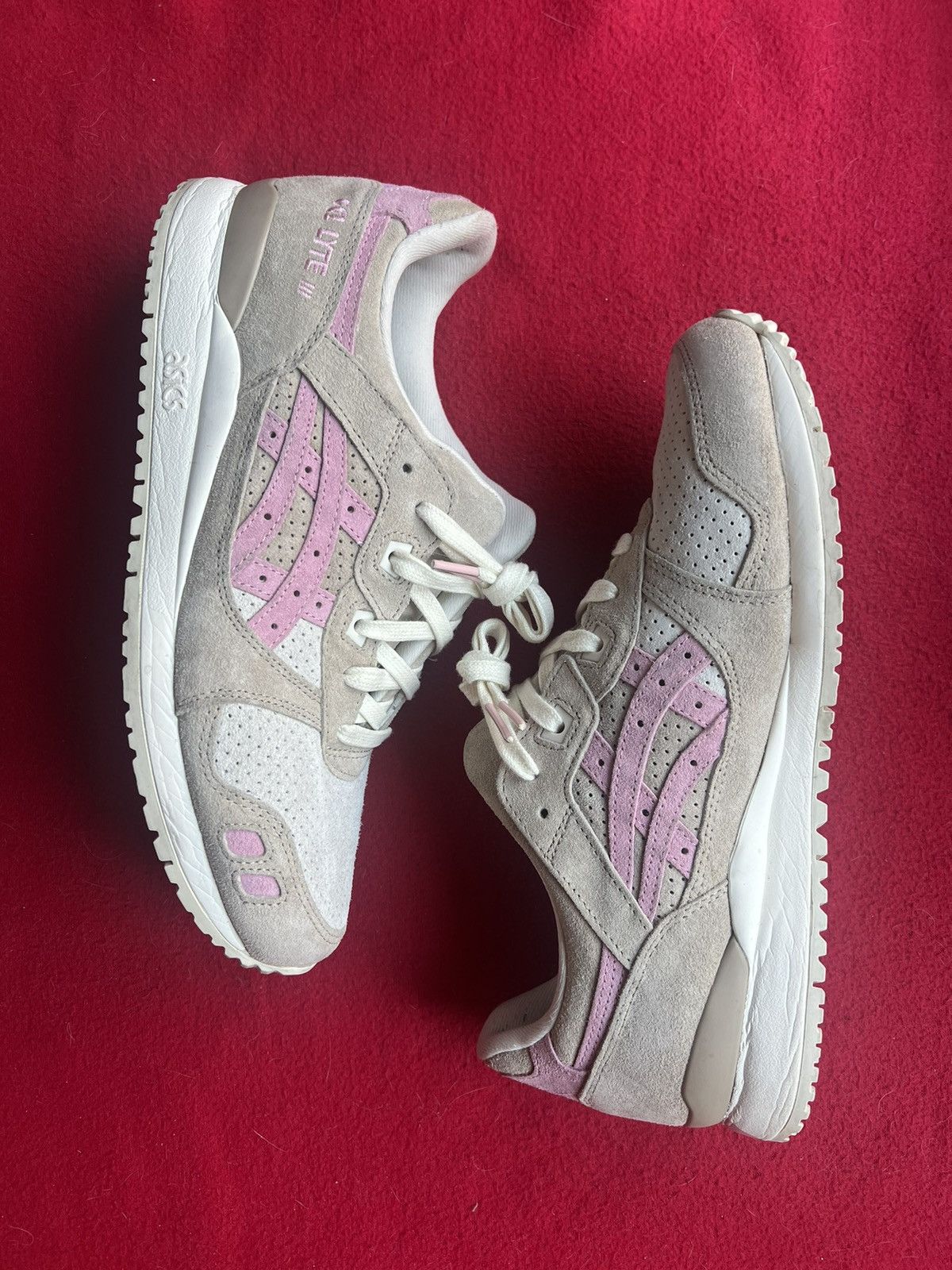 Asics ASICS Gel-Lyte III Wood Crepe Plum Blossom Size US 10.5 / EU 43-44 - 2 Thumbnail