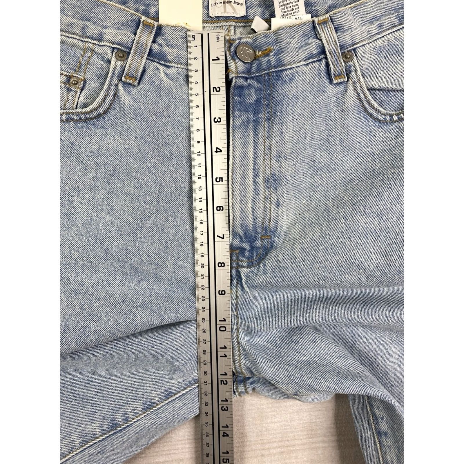 Calvin Klein VINTAGE Calvin Klein Jeans Jeans 13/14 Light Wash Denim High Rise Tapered Mom NWT Womens Boys? Size 34" / US 12 / IT 48 - 7 Thumbnail
