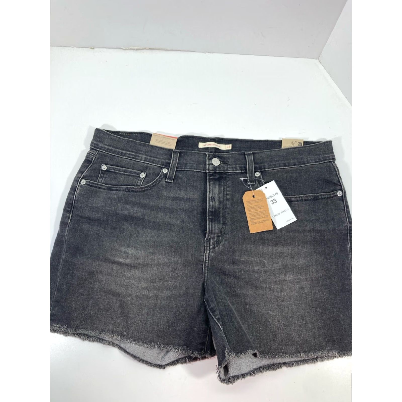 Levi's Levi's Mid Length Cutoff Shorts Women Size 33X7 Gray Denim Stretch Slim Fit NWT Size 24" / US 00 / IT 34 - 6 Thumbnail