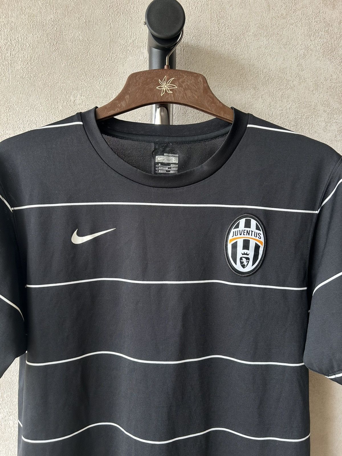 Nike Y2K Nike Juventus Blokecore Football Shirt Soccer Jersey Size US S / EU 44-46 / 1 - 3 Thumbnail