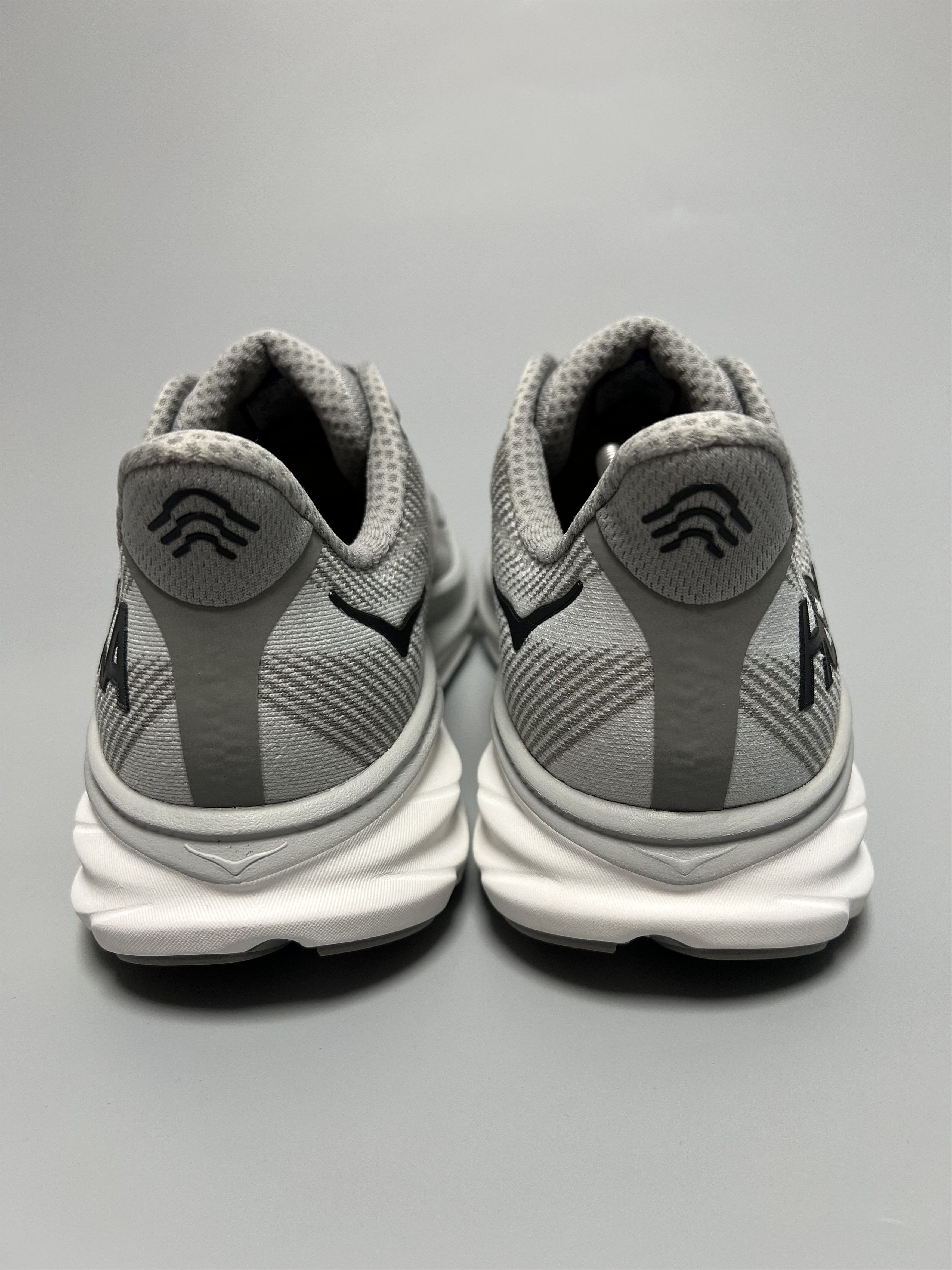 Hoka 10EE Hoka One One Clifton 9 Wide Running Shoes Walking Gym Size US 10 / EU 43 - 3 Thumbnail